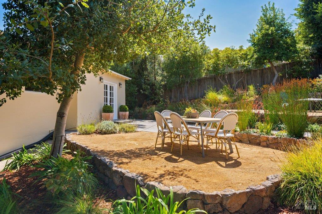 198 Lilac Lane
