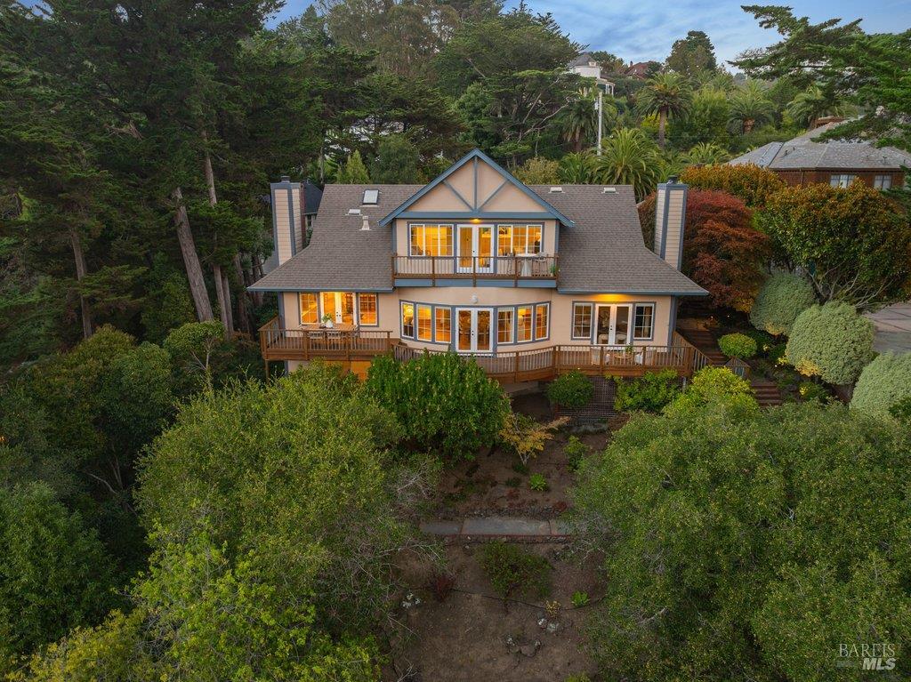 50 Summit Avenue