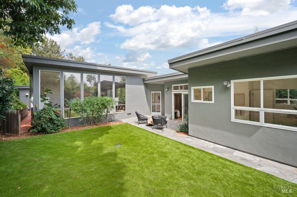 185 Circle Avenue