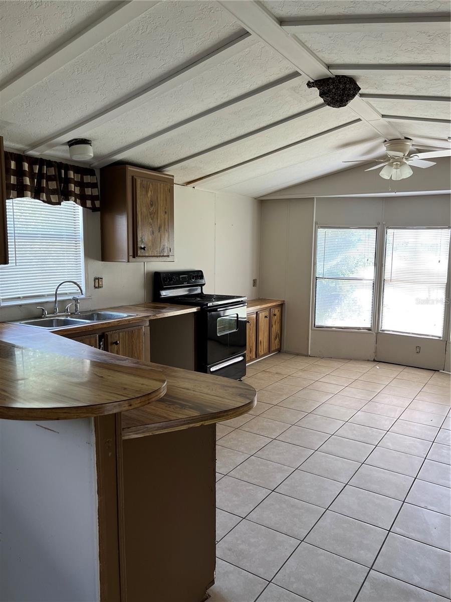 5430 COUNTY ROAD 561