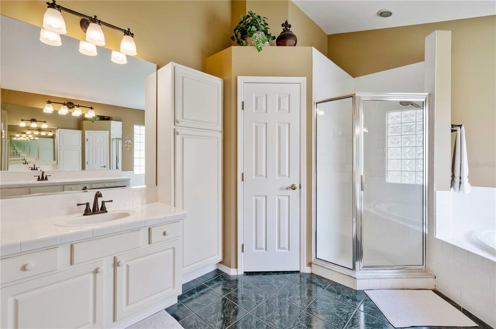 18908 FAIRWOOD CT