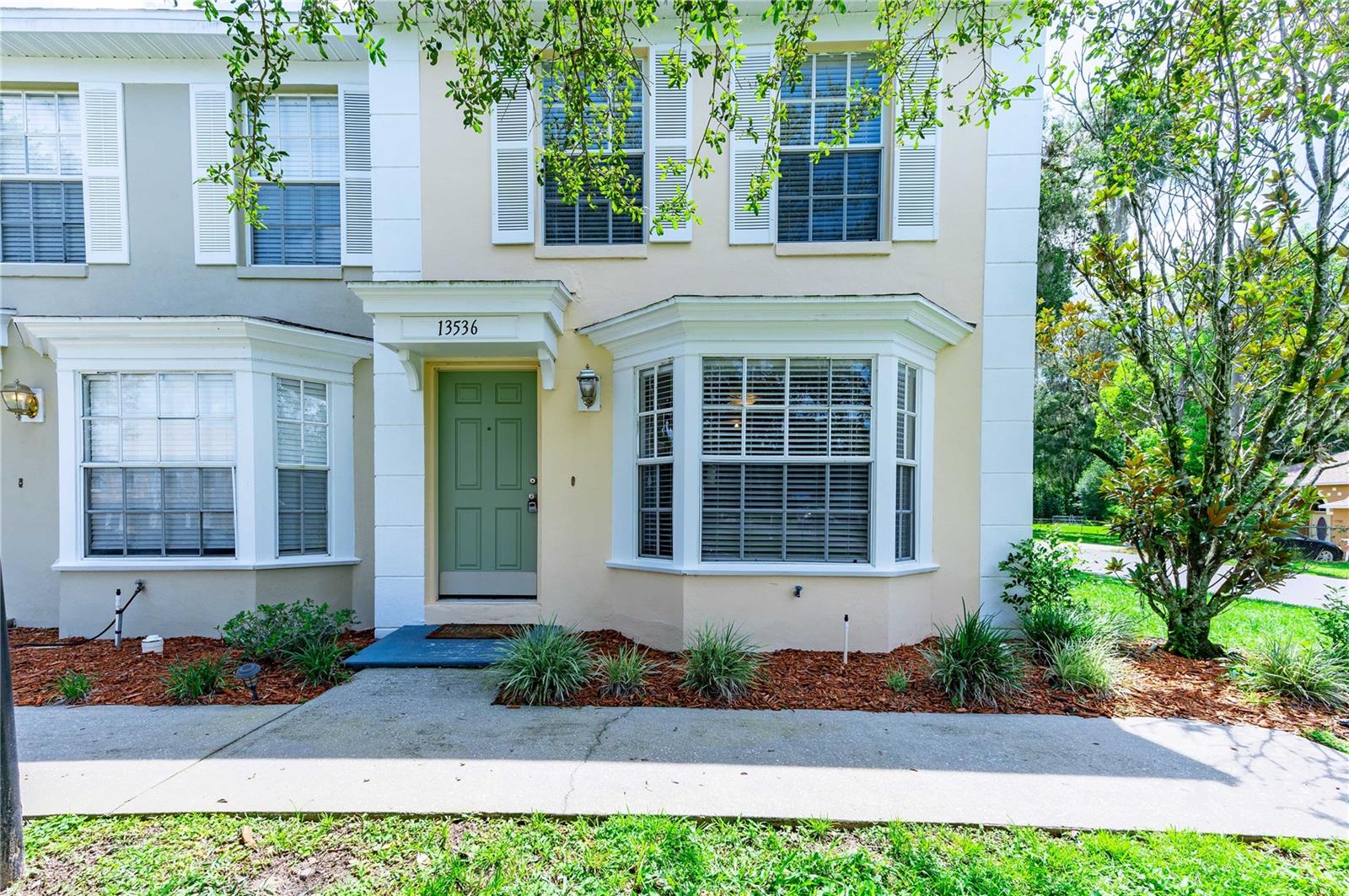 13536 EMBASSY PARK CT