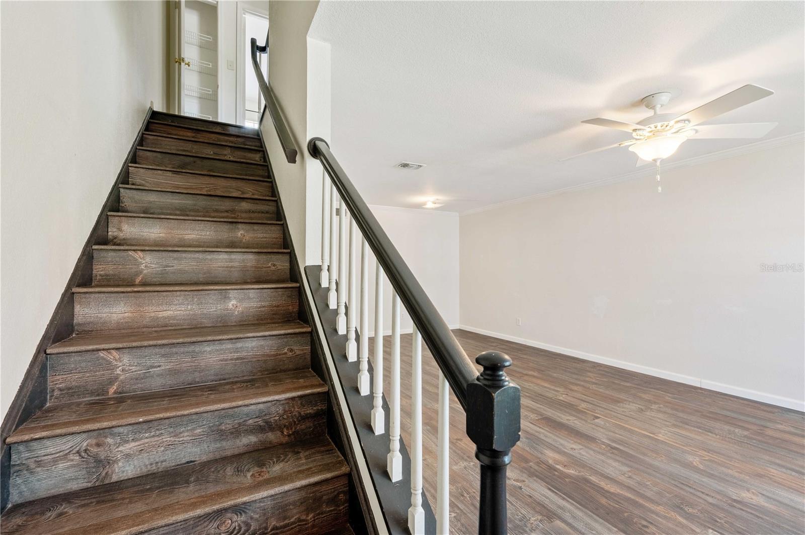 13536 EMBASSY PARK CT