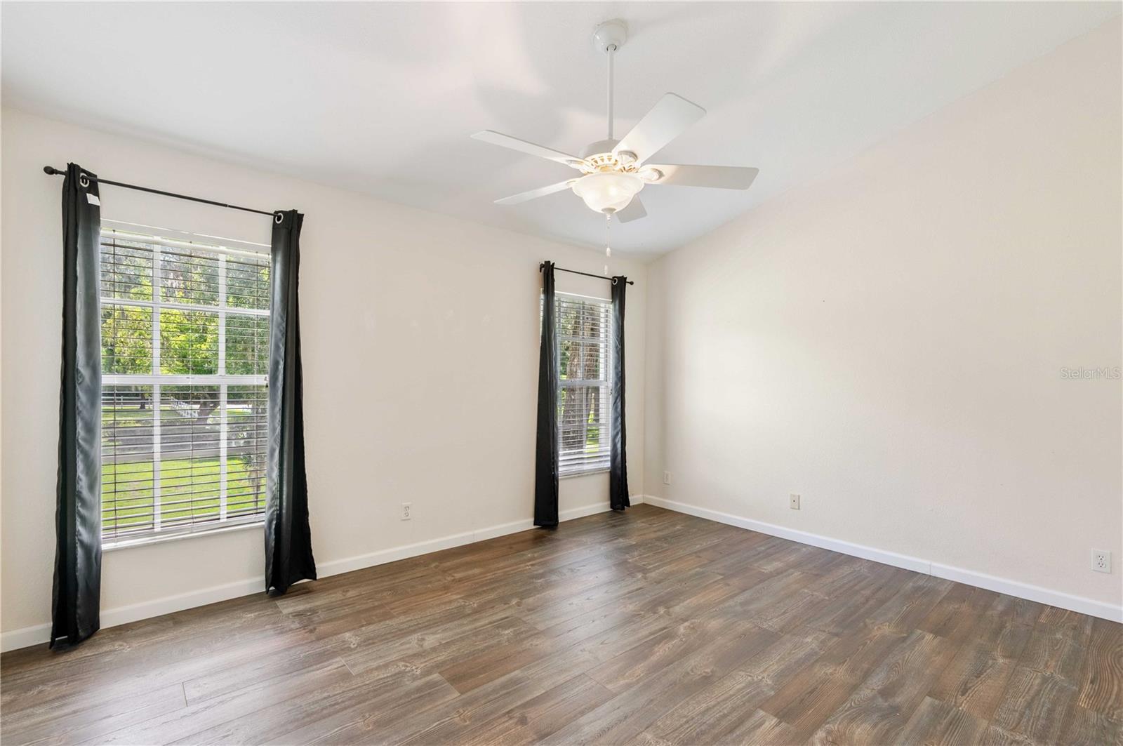 13536 EMBASSY PARK CT