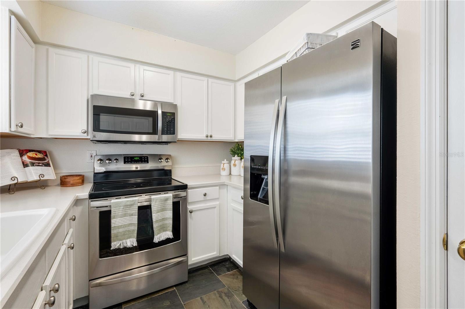 13536 EMBASSY PARK CT