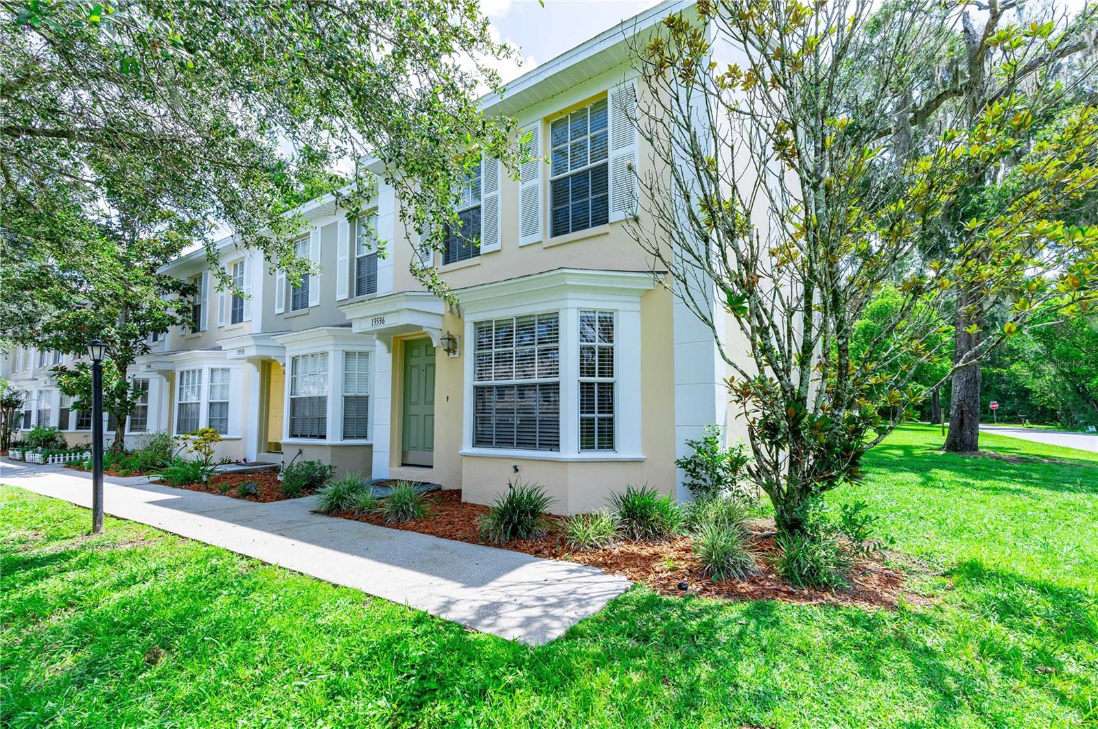 13536 EMBASSY PARK CT