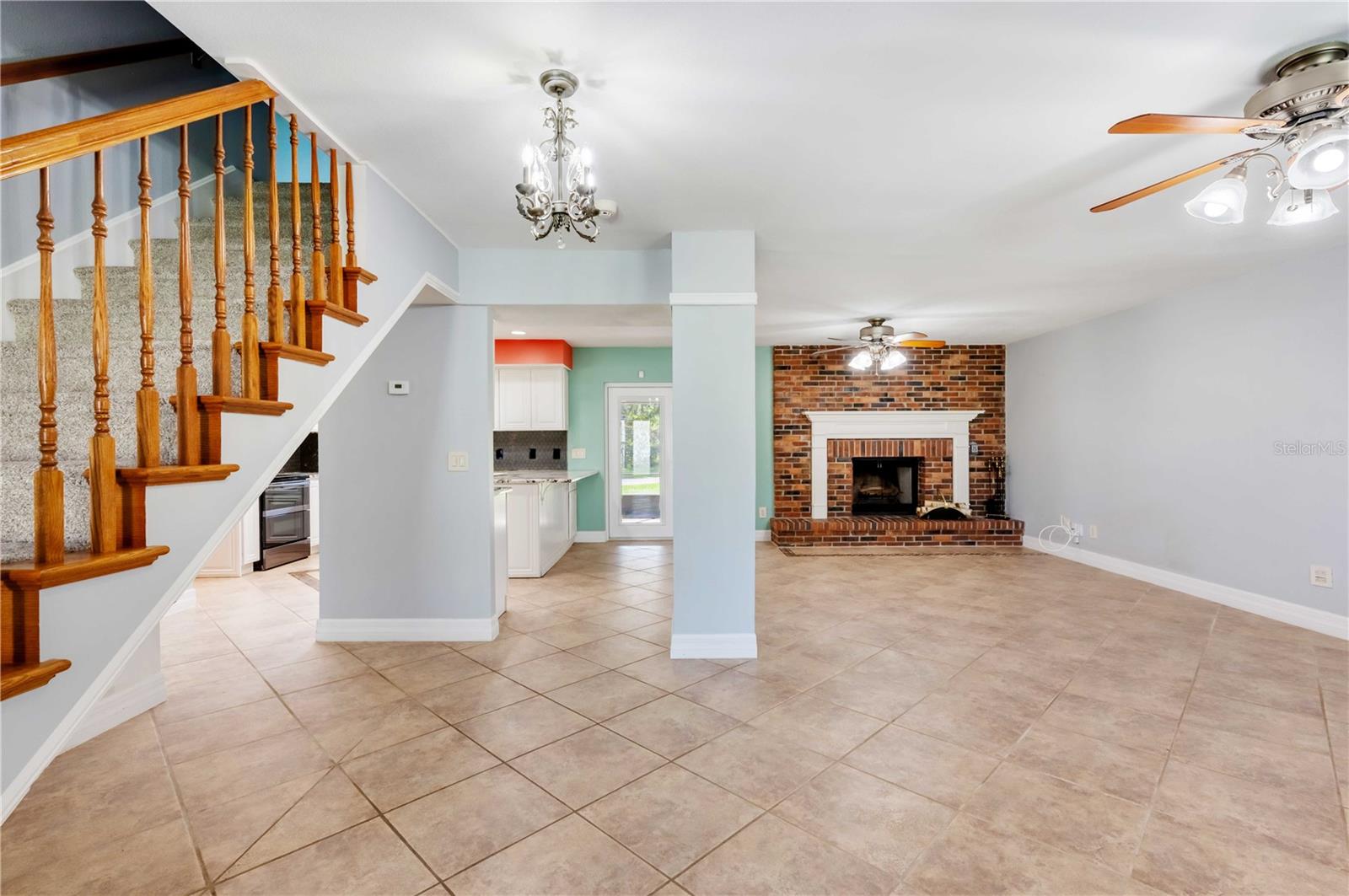 5610 CYRIL DR