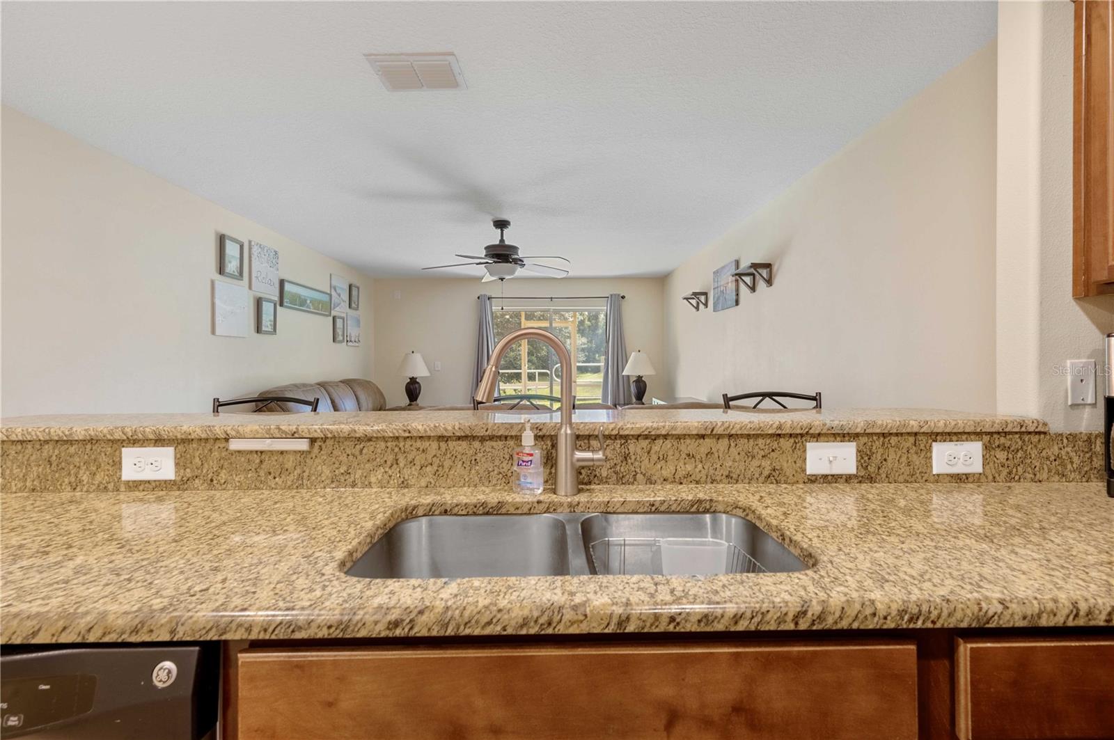 6258 TIMBERLY LN