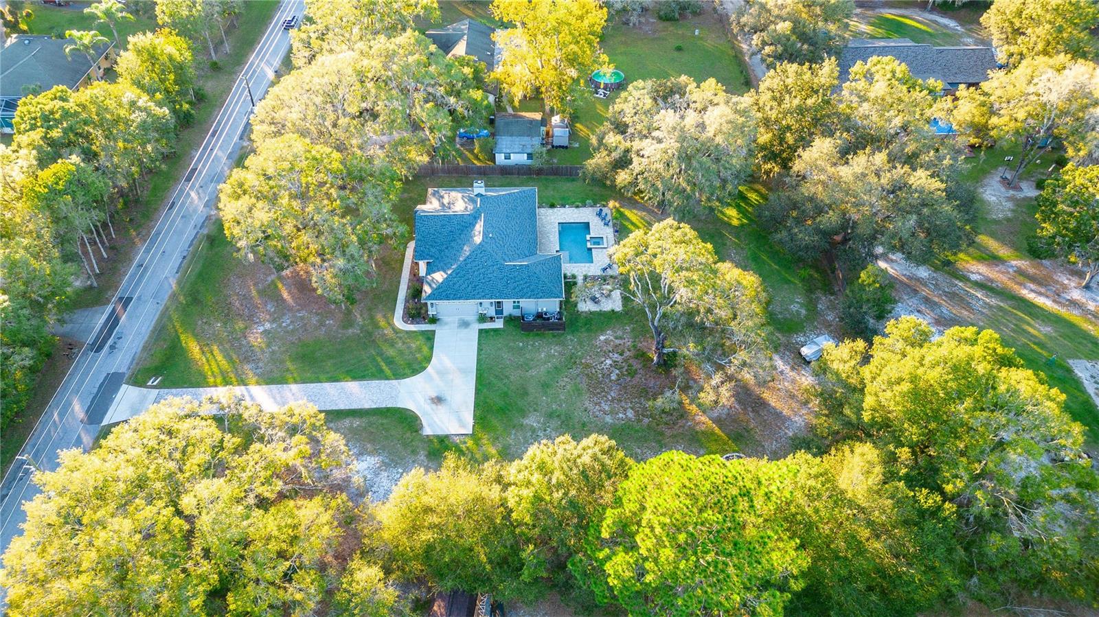 28271 LINDENHURST DR