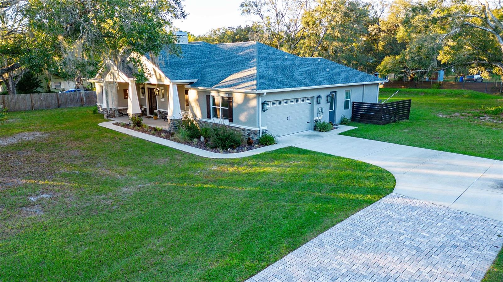 28271 LINDENHURST DR