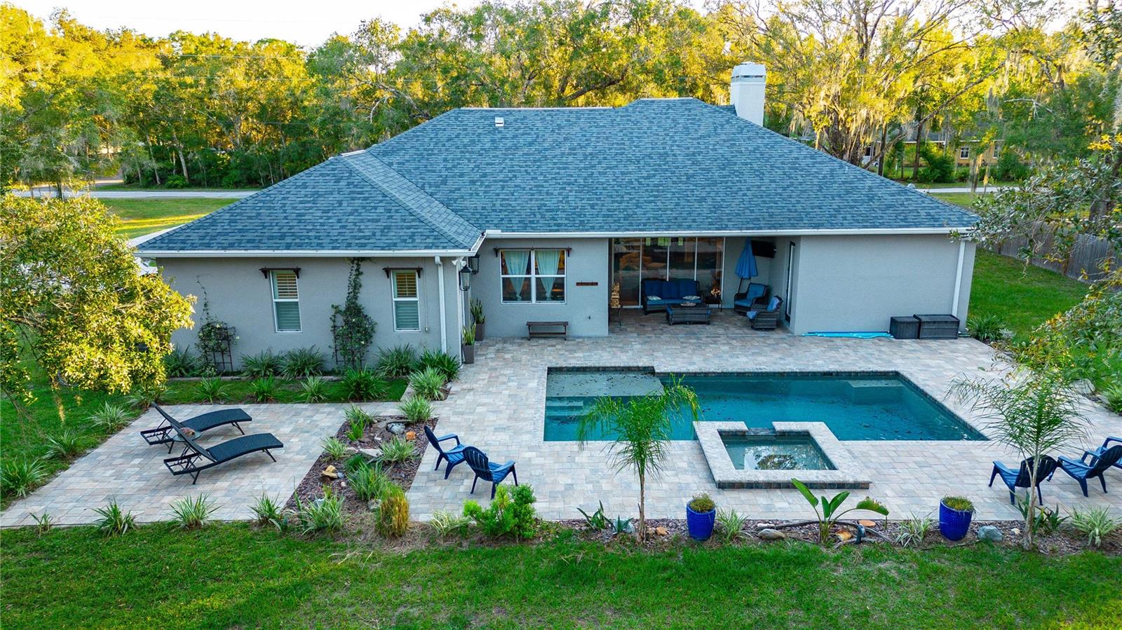 28271 LINDENHURST DR