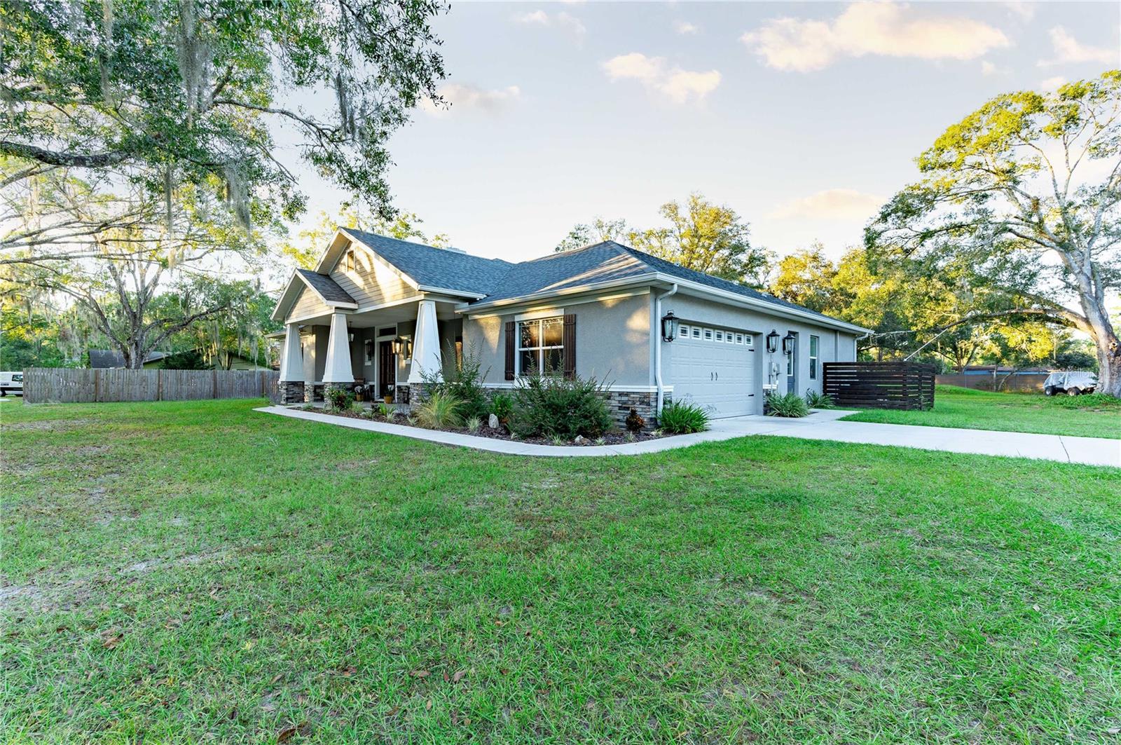 28271 LINDENHURST DR
