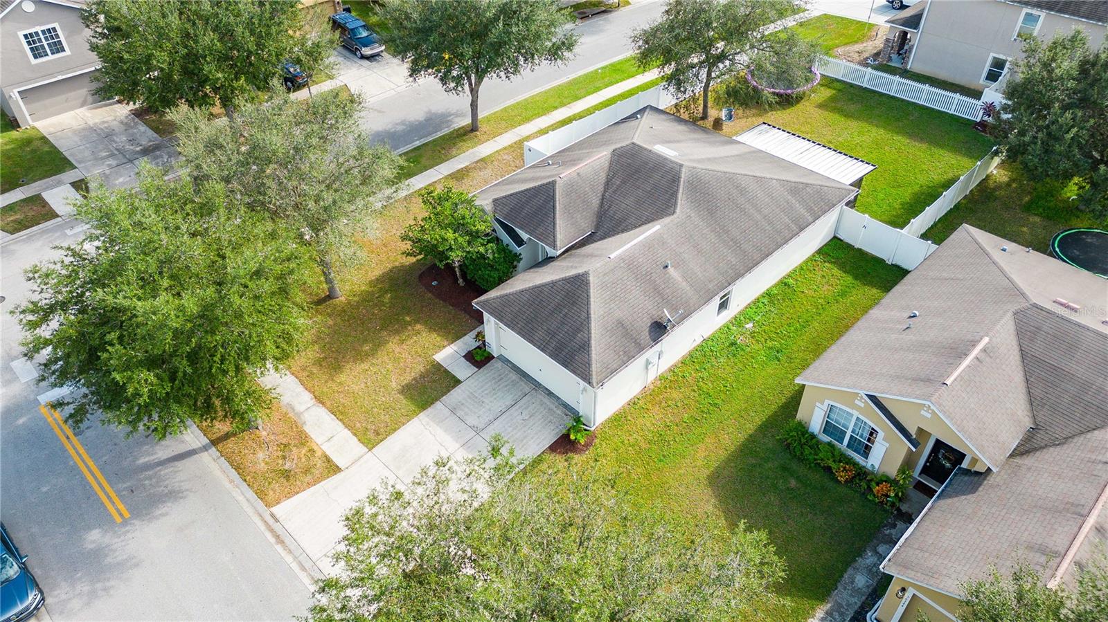 36150 MARKREE CASTLE AVE