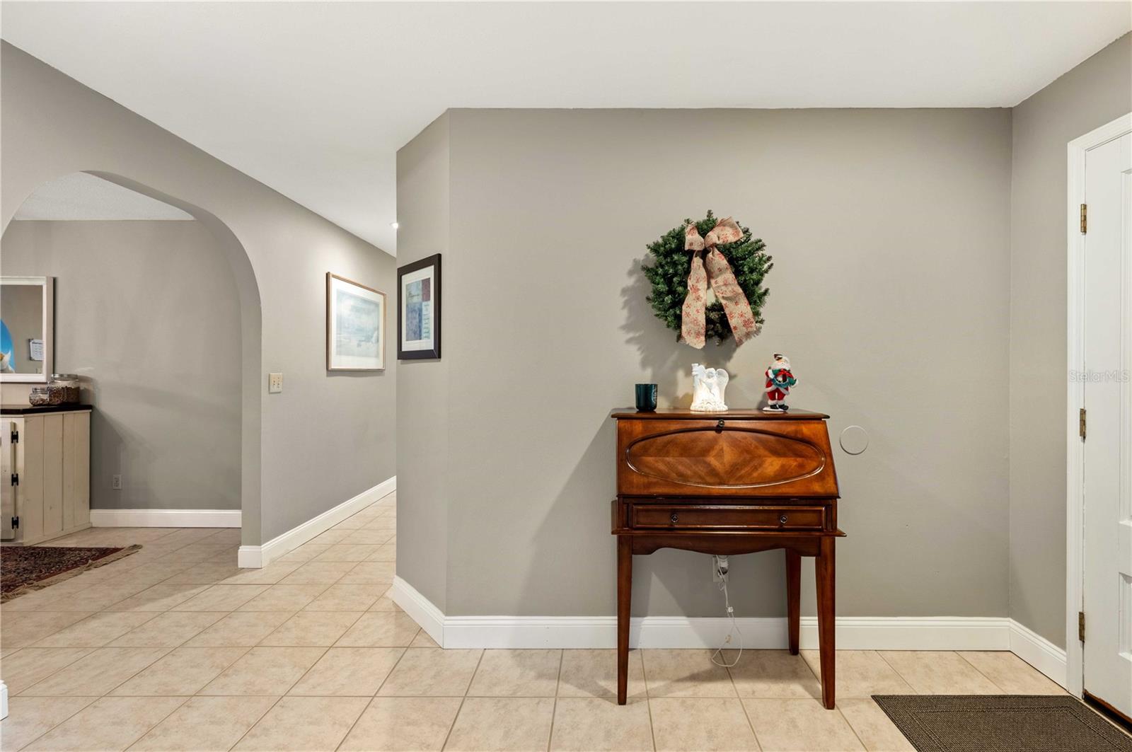 32544 KNOLLWOOD LN