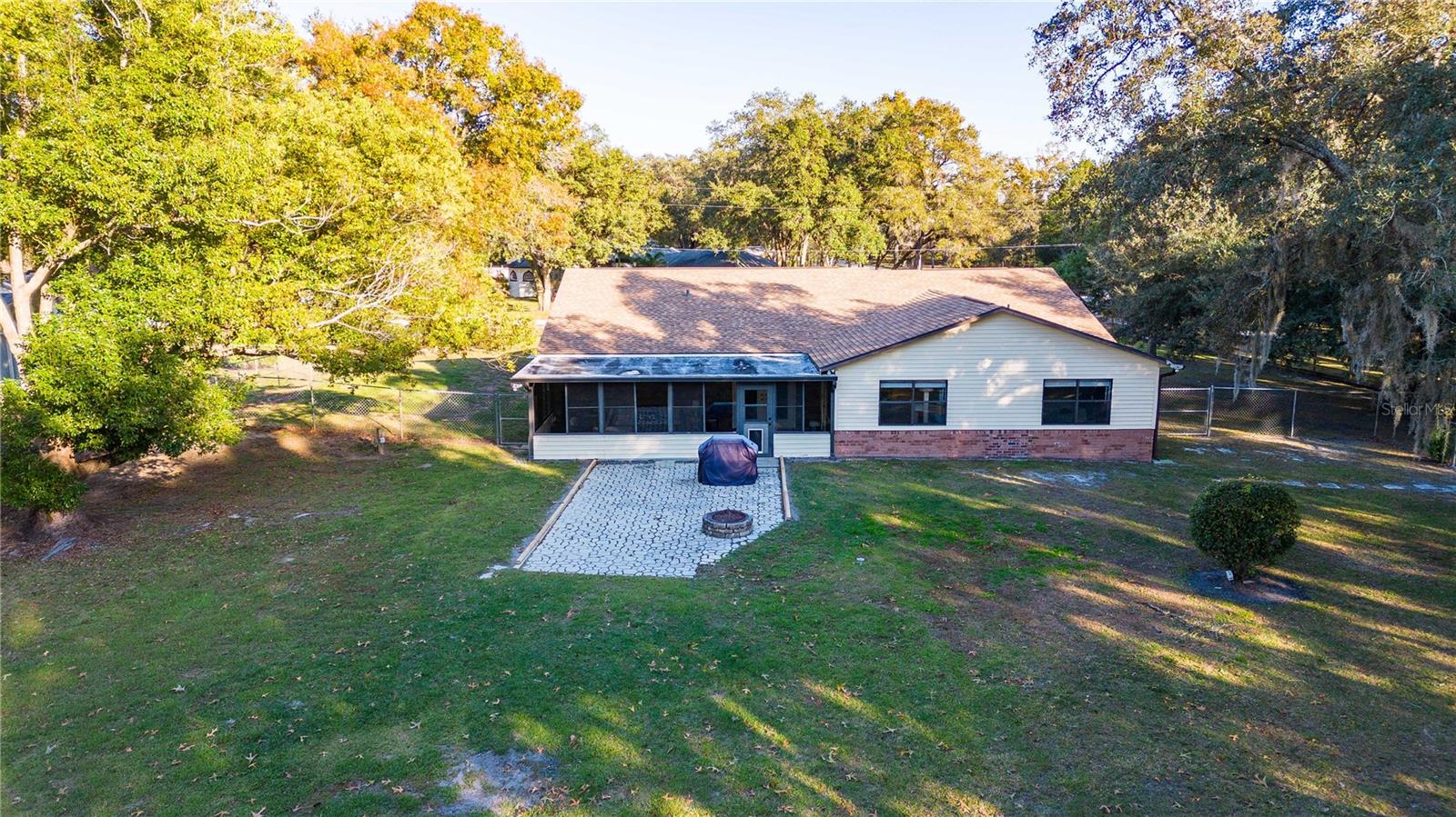 32544 KNOLLWOOD LN
