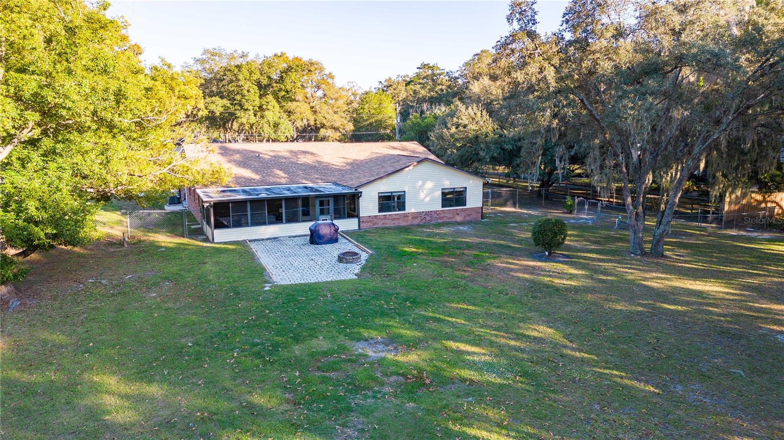 32544 KNOLLWOOD LN