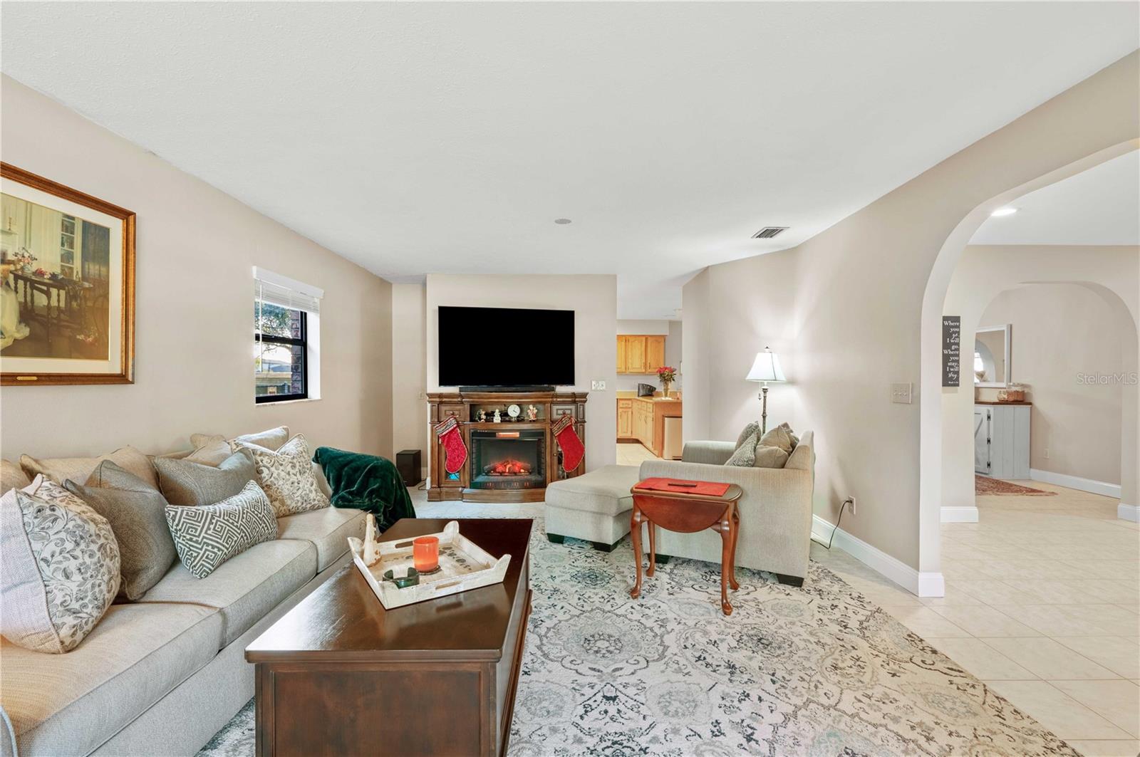 32544 KNOLLWOOD LN