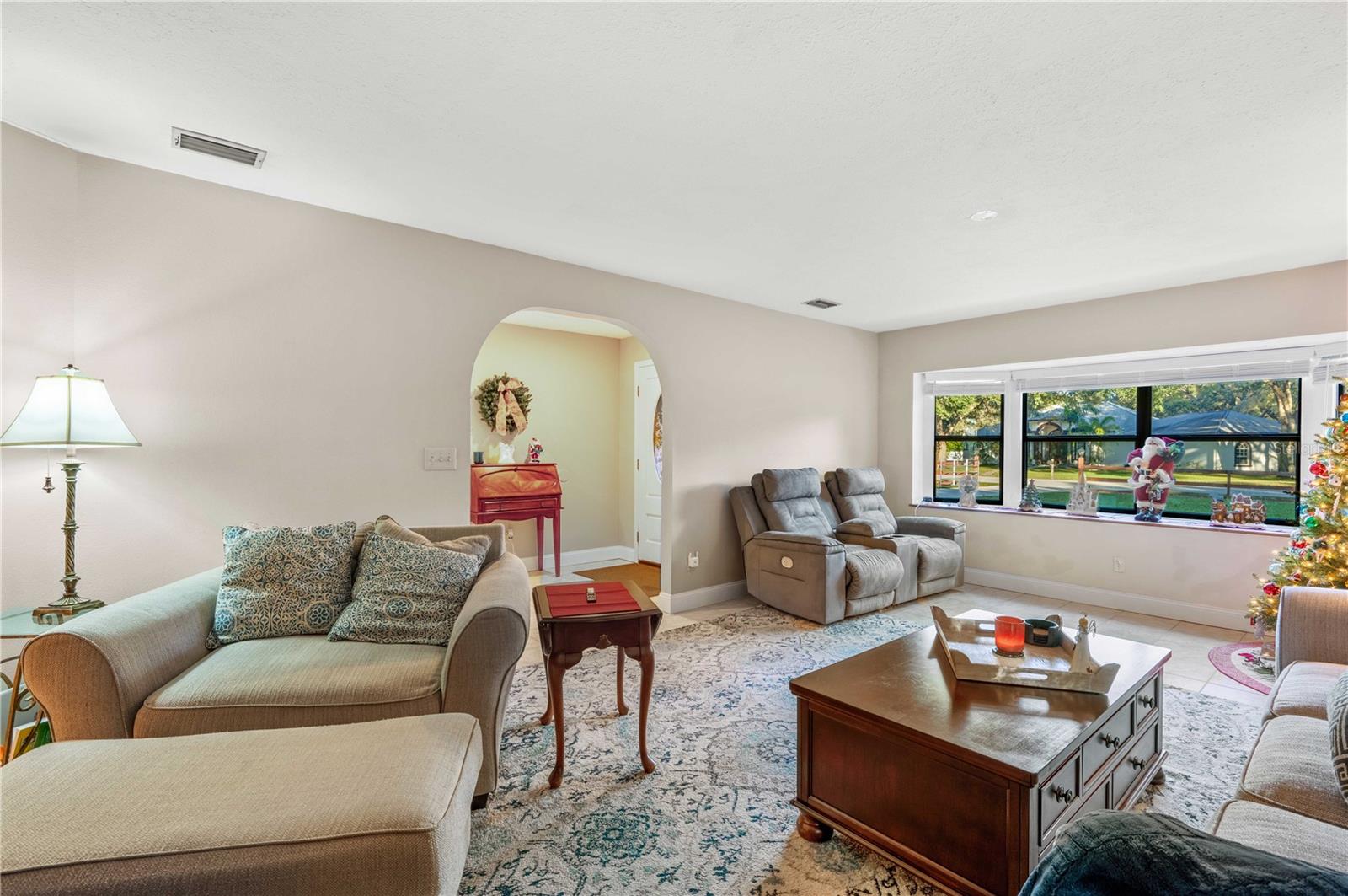 32544 KNOLLWOOD LN