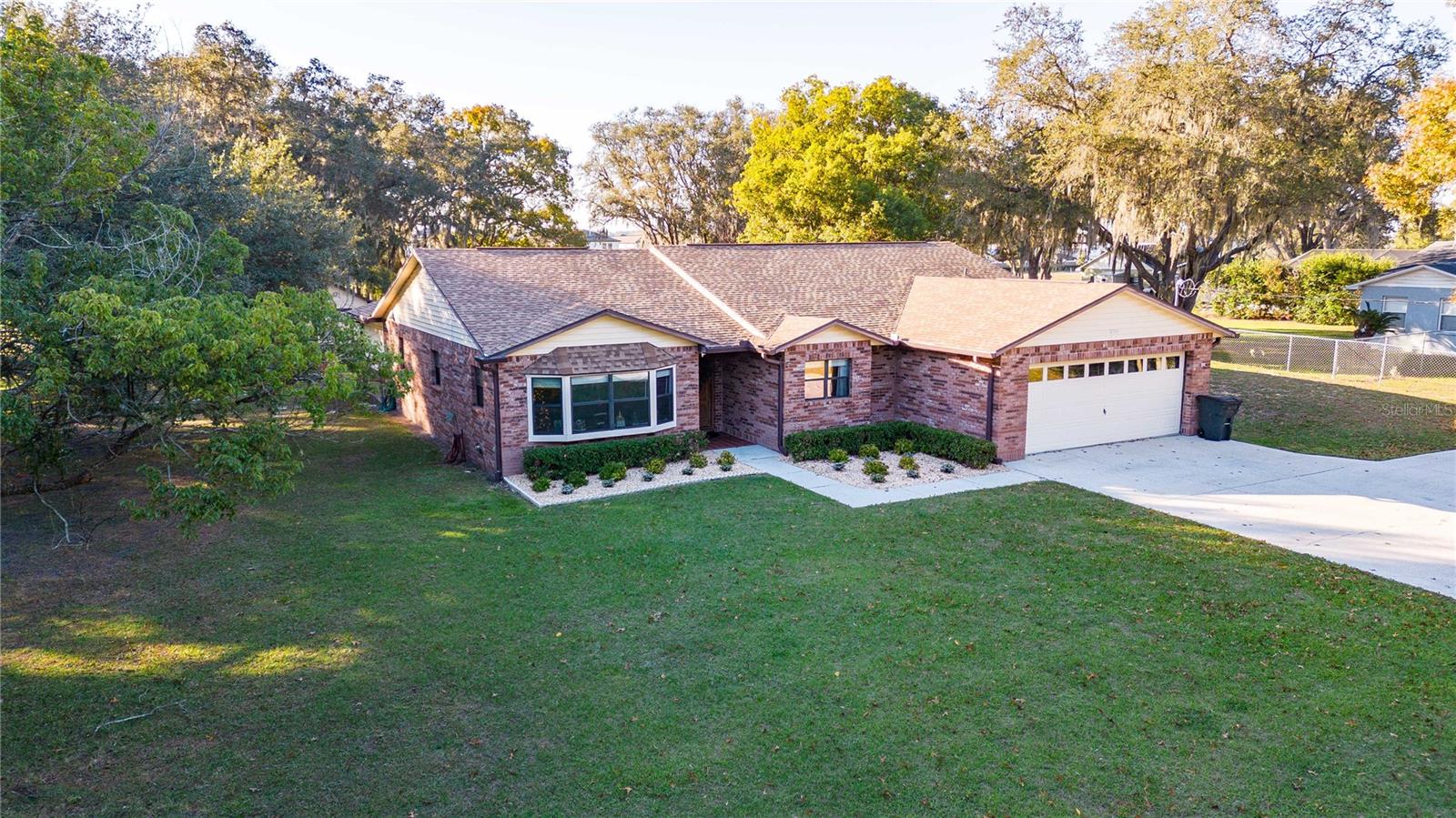 32544 KNOLLWOOD LN