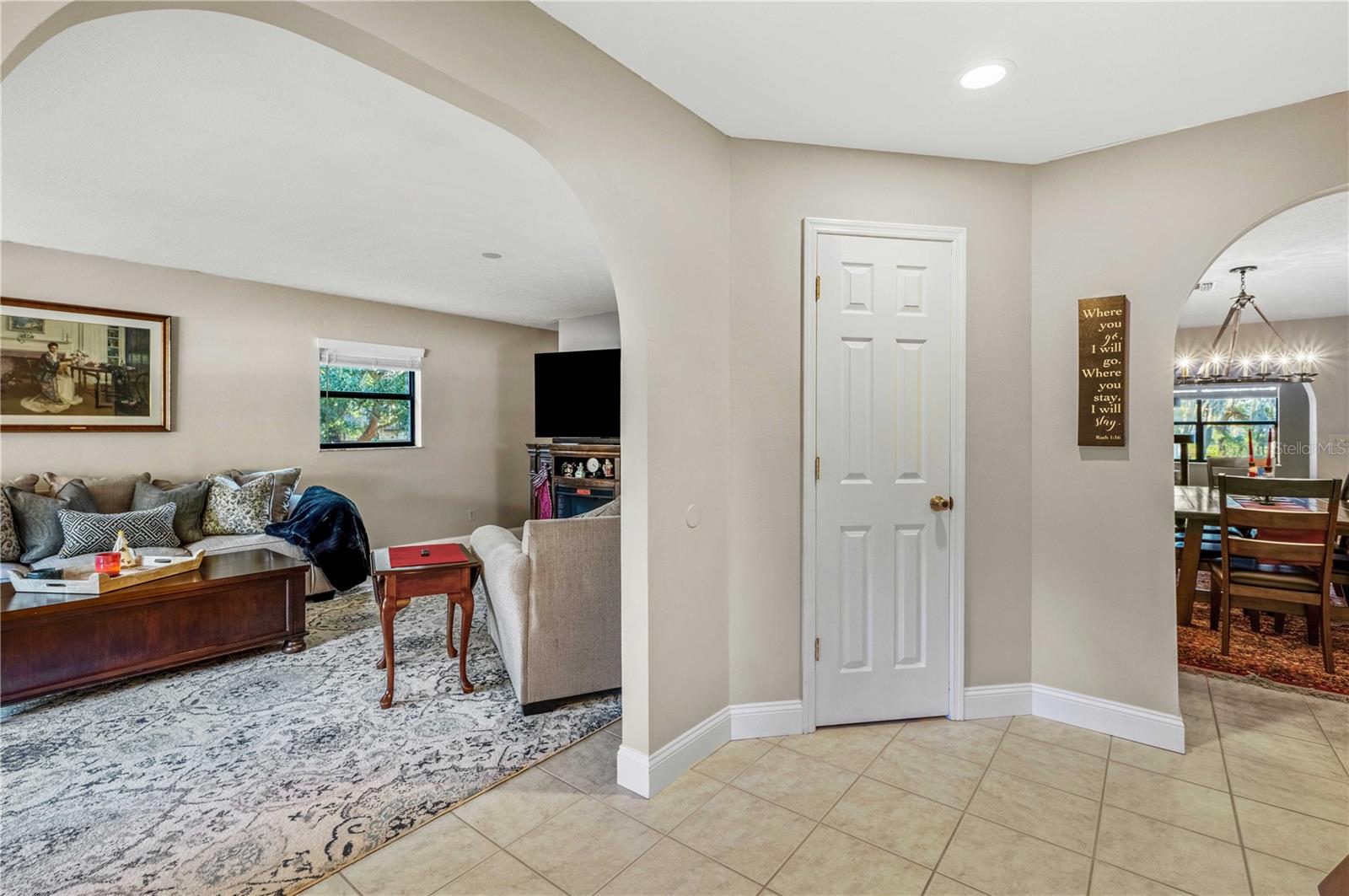 32544 KNOLLWOOD LN