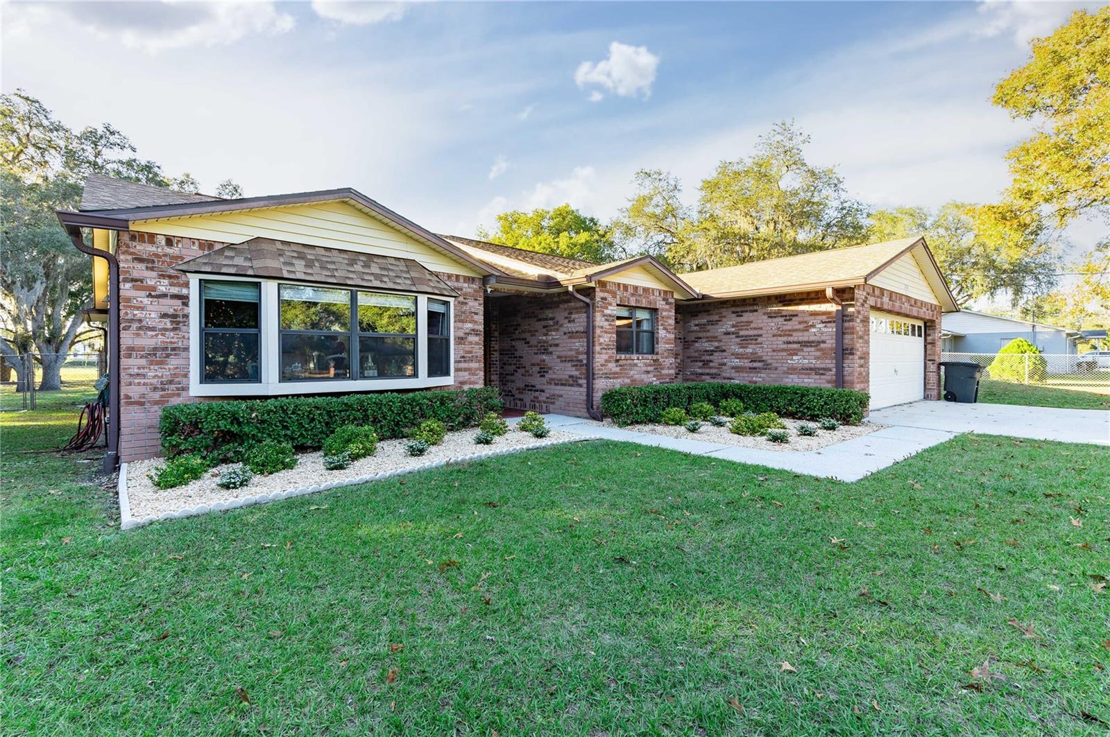 32544 KNOLLWOOD LN