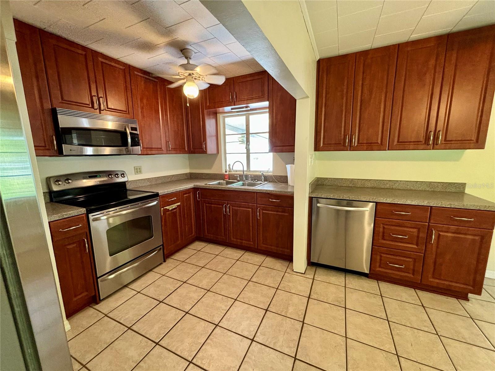 12424 SMITH RD