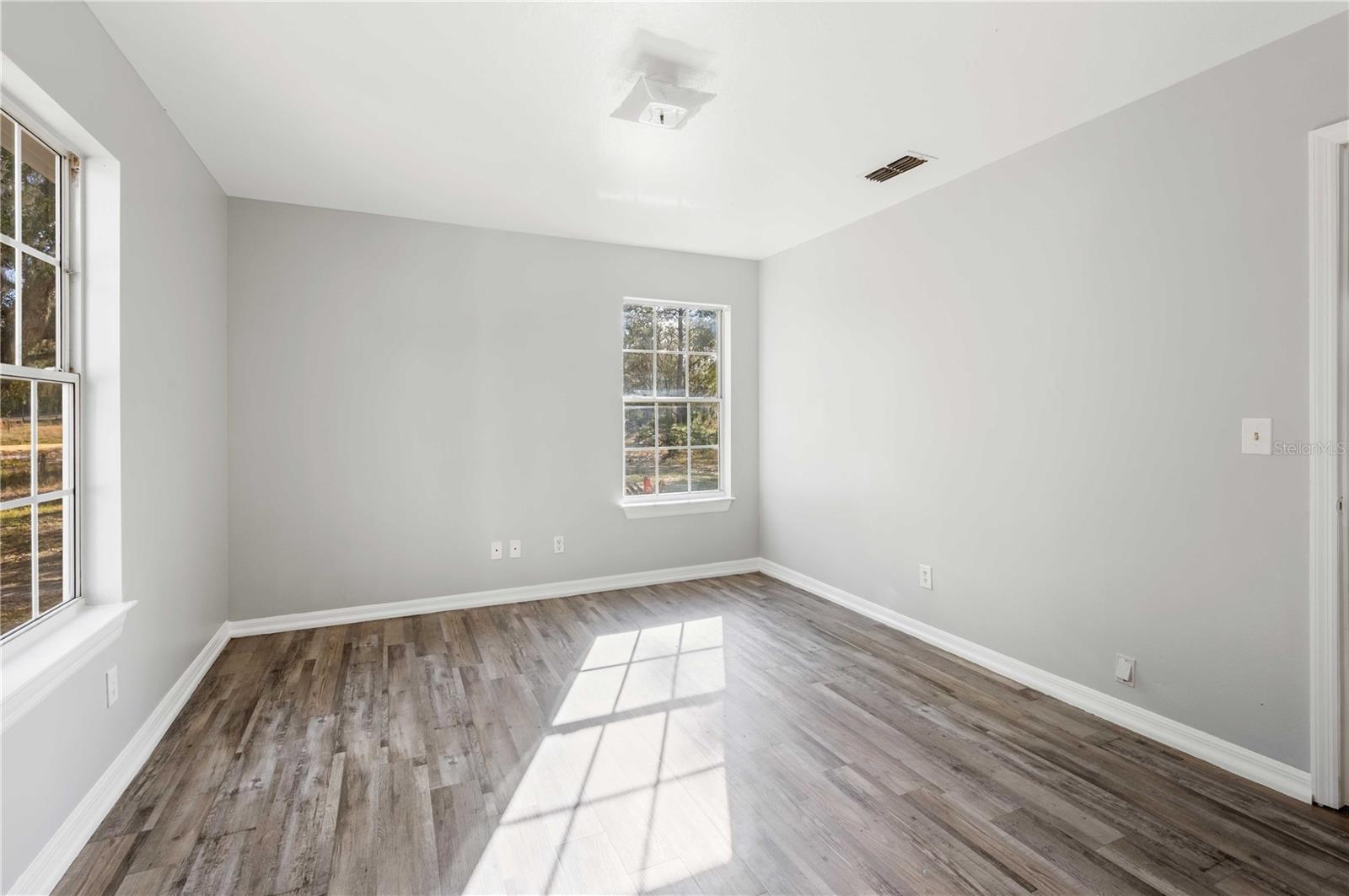 33234 EASTER DR