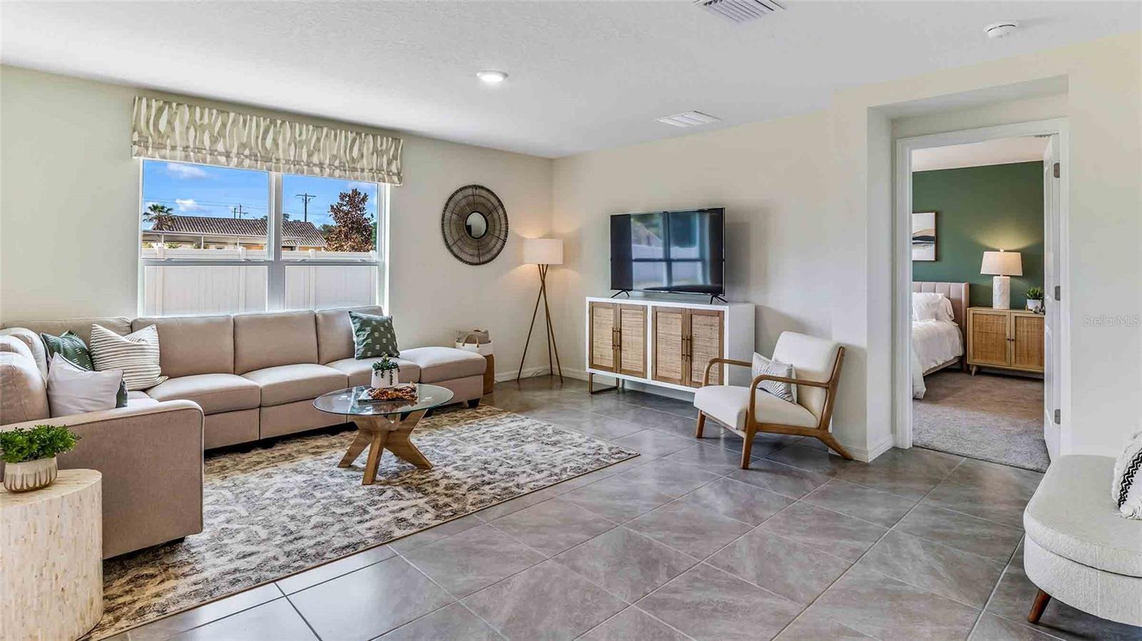 13313 TACONIC LN