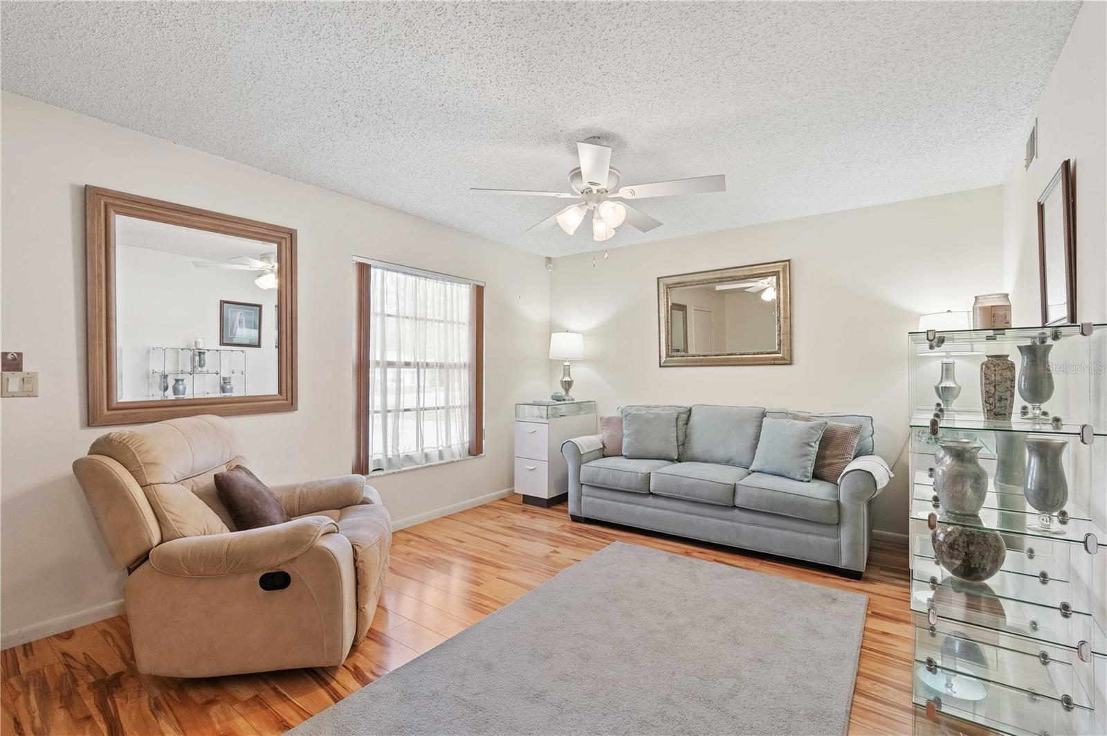 7186 LEXINGTON CIR