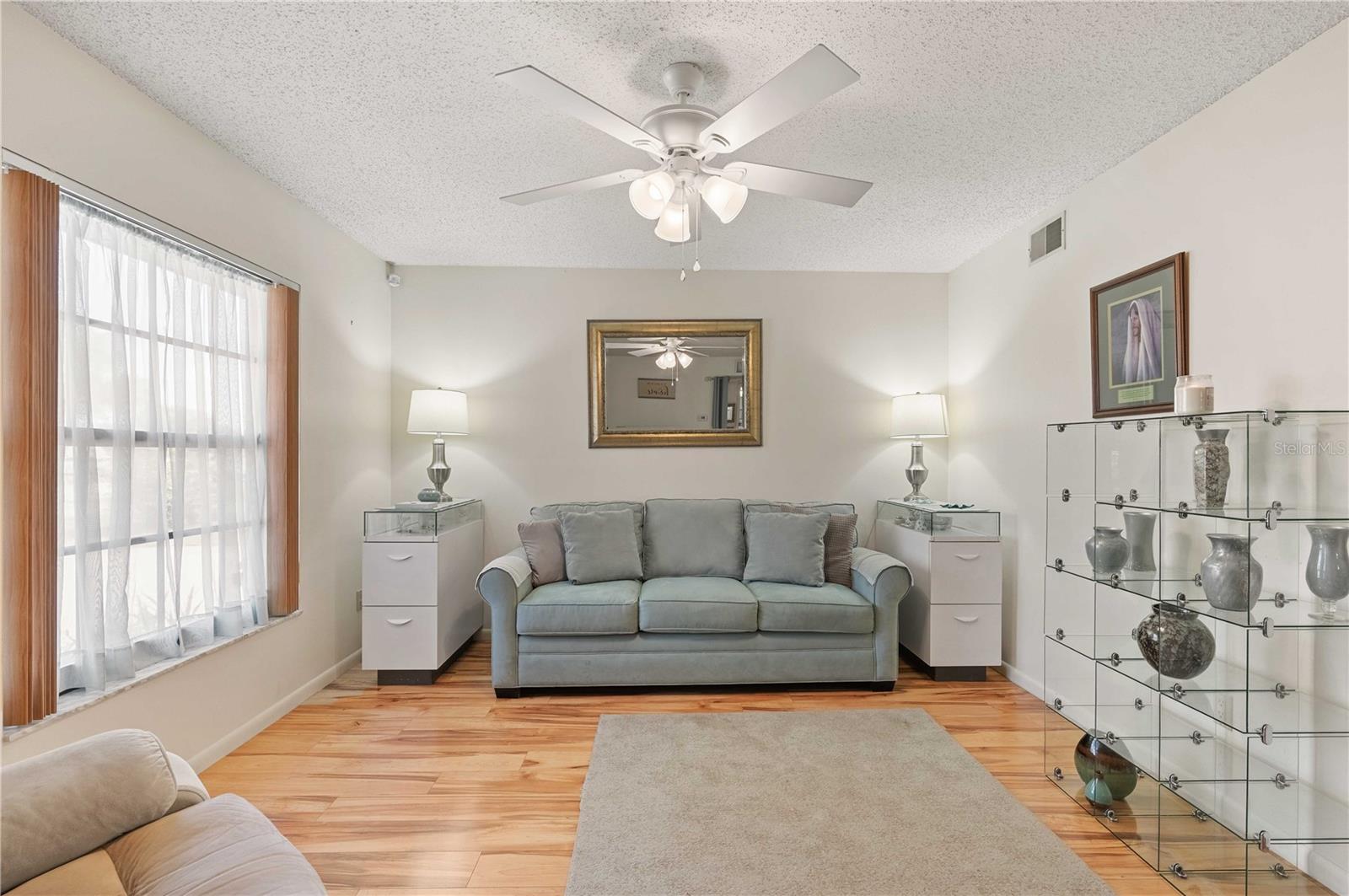 7186 LEXINGTON CIR