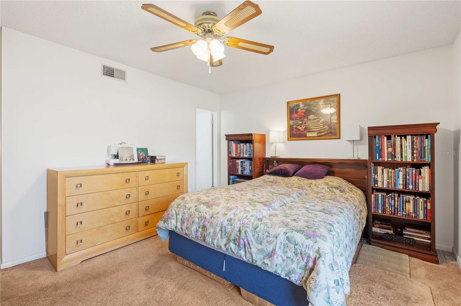 7186 LEXINGTON CIR