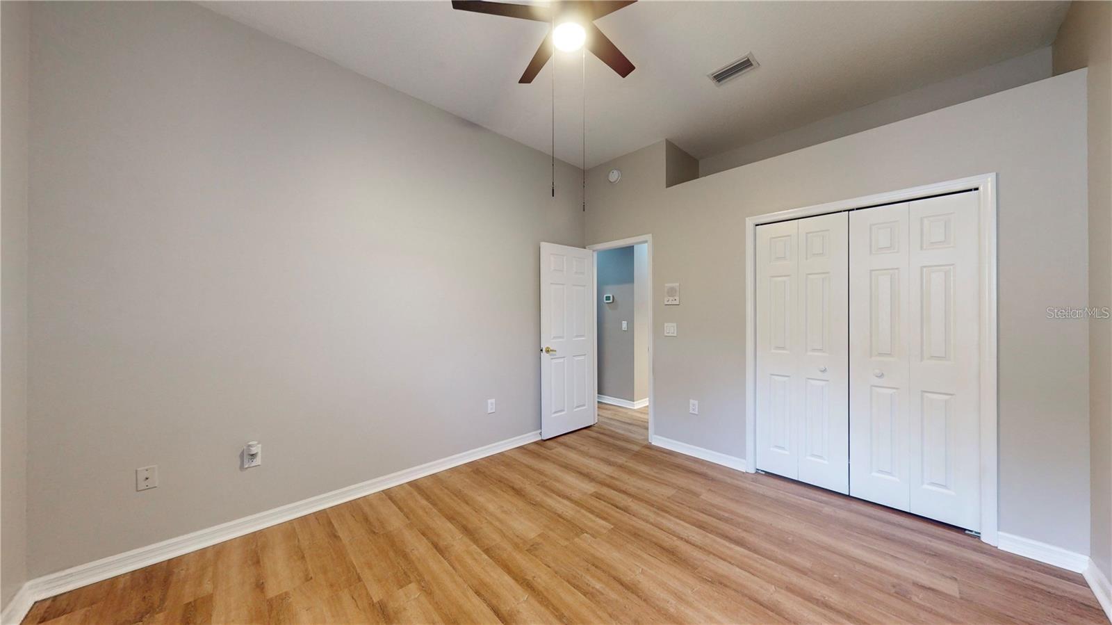 10423 CANARY ISLE DR