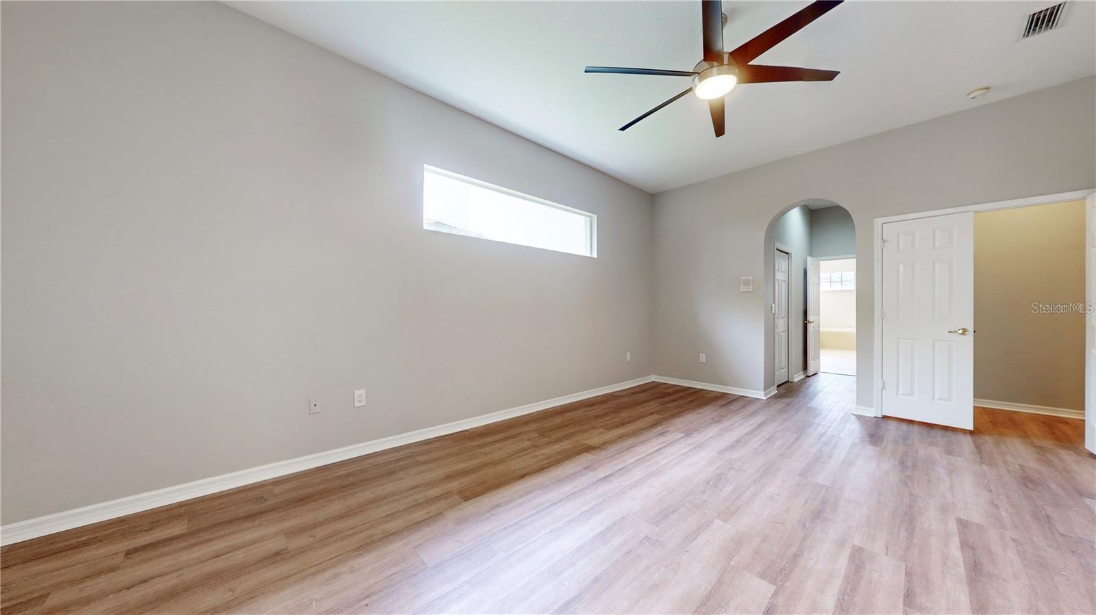10423 CANARY ISLE DR
