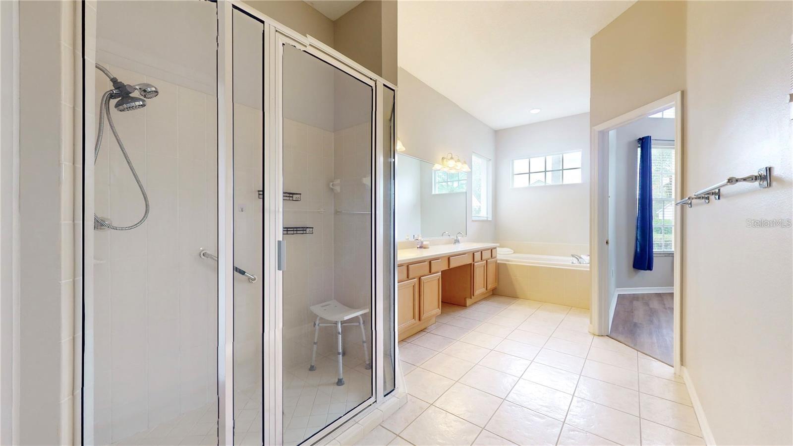10423 CANARY ISLE DR