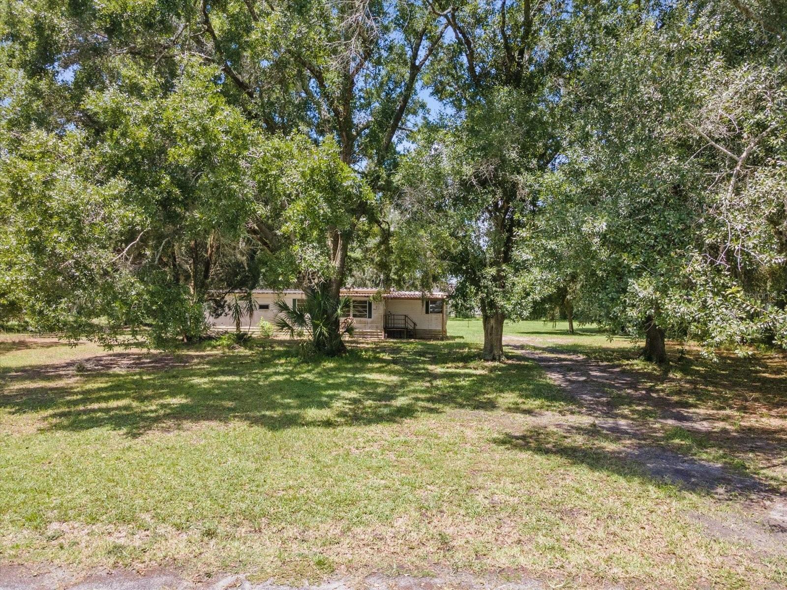 3611 LOURY DR