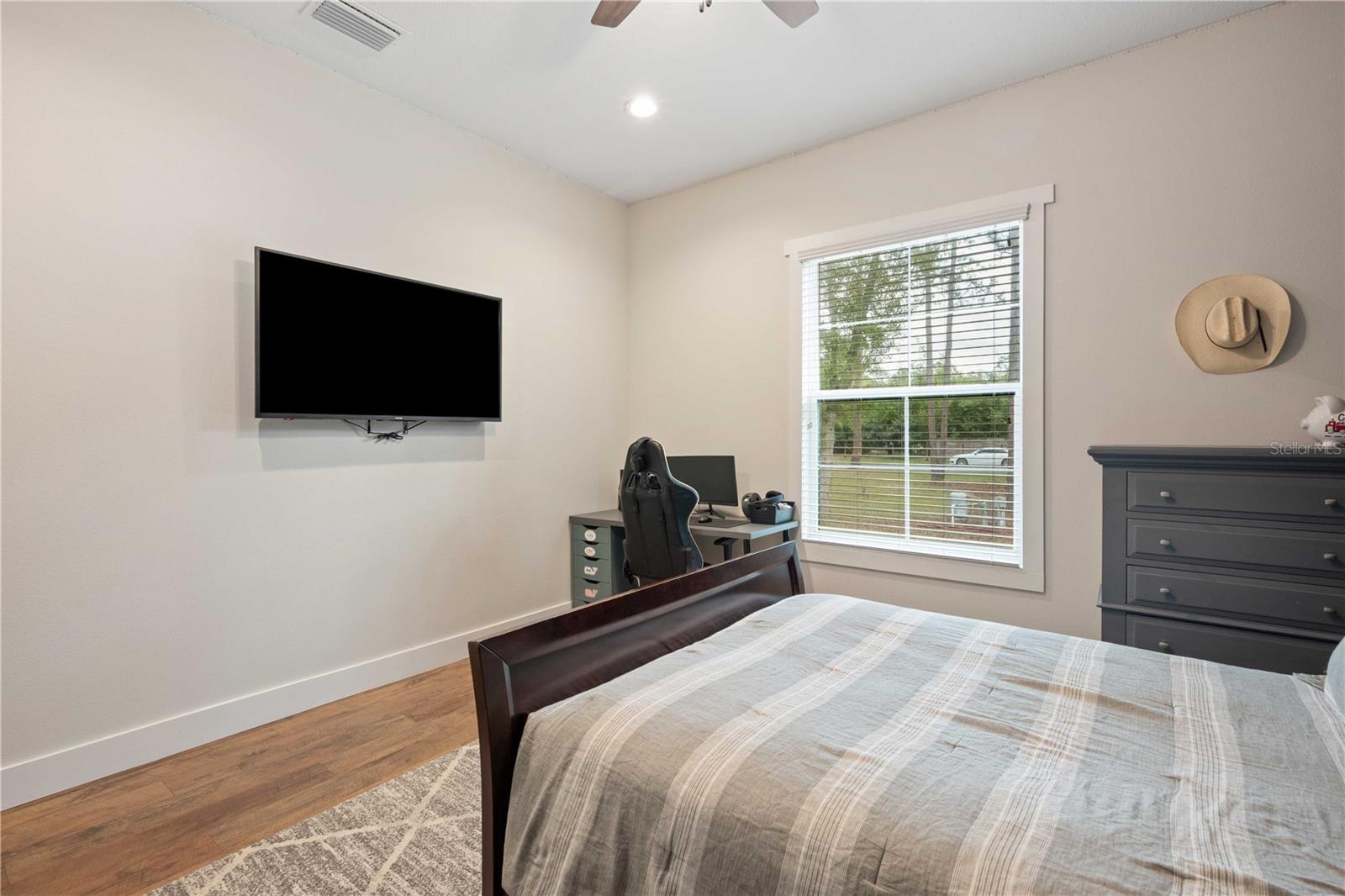8611 QUAIL HOLLOW BLVD
