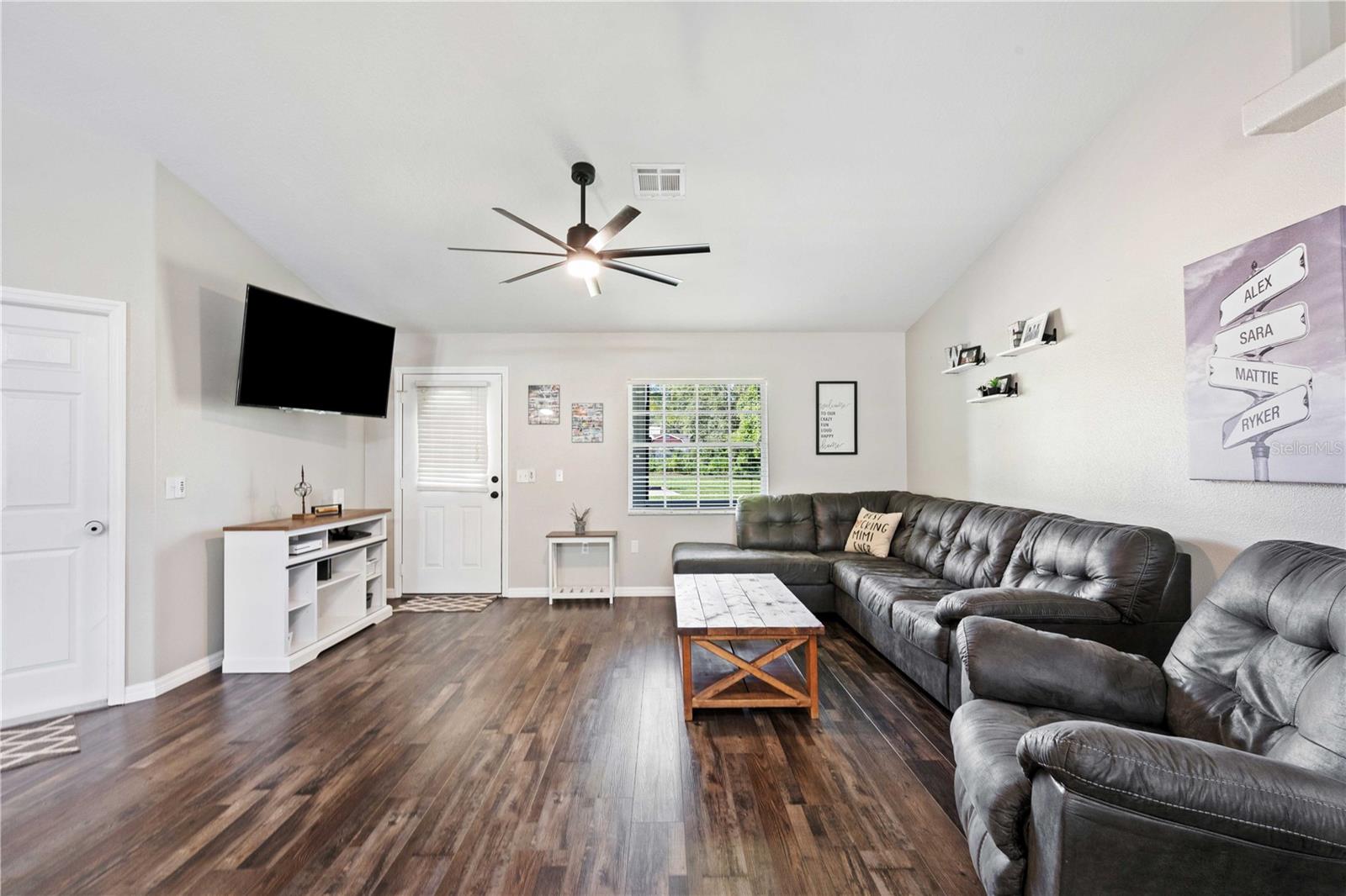 37113 WALDO DR