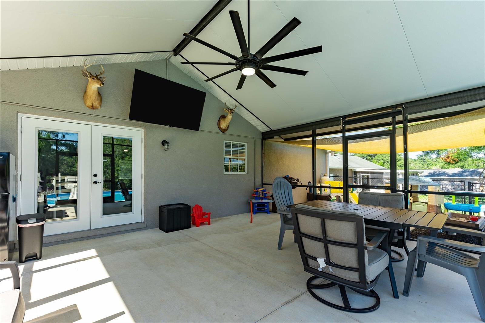 37113 WALDO DR