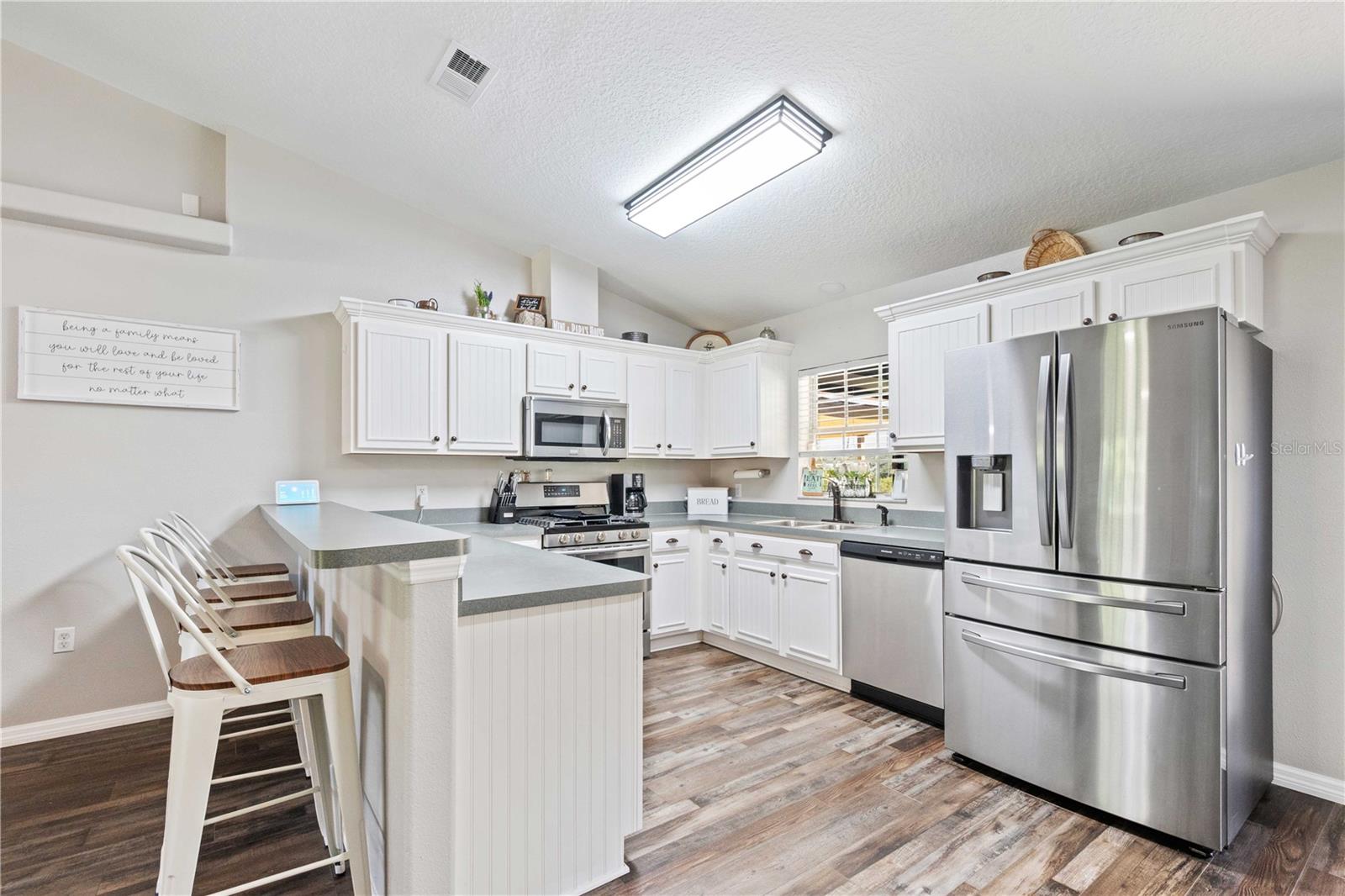 37113 WALDO DR