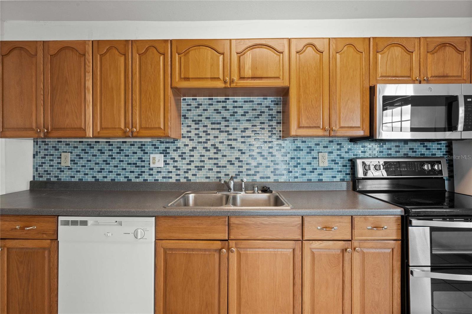 10836 LAND O LAKES BLVD