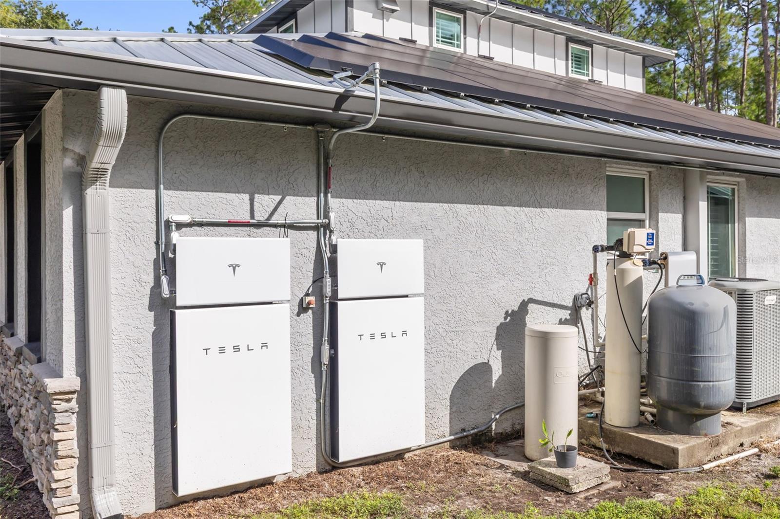 28042 LINDENHURST DR