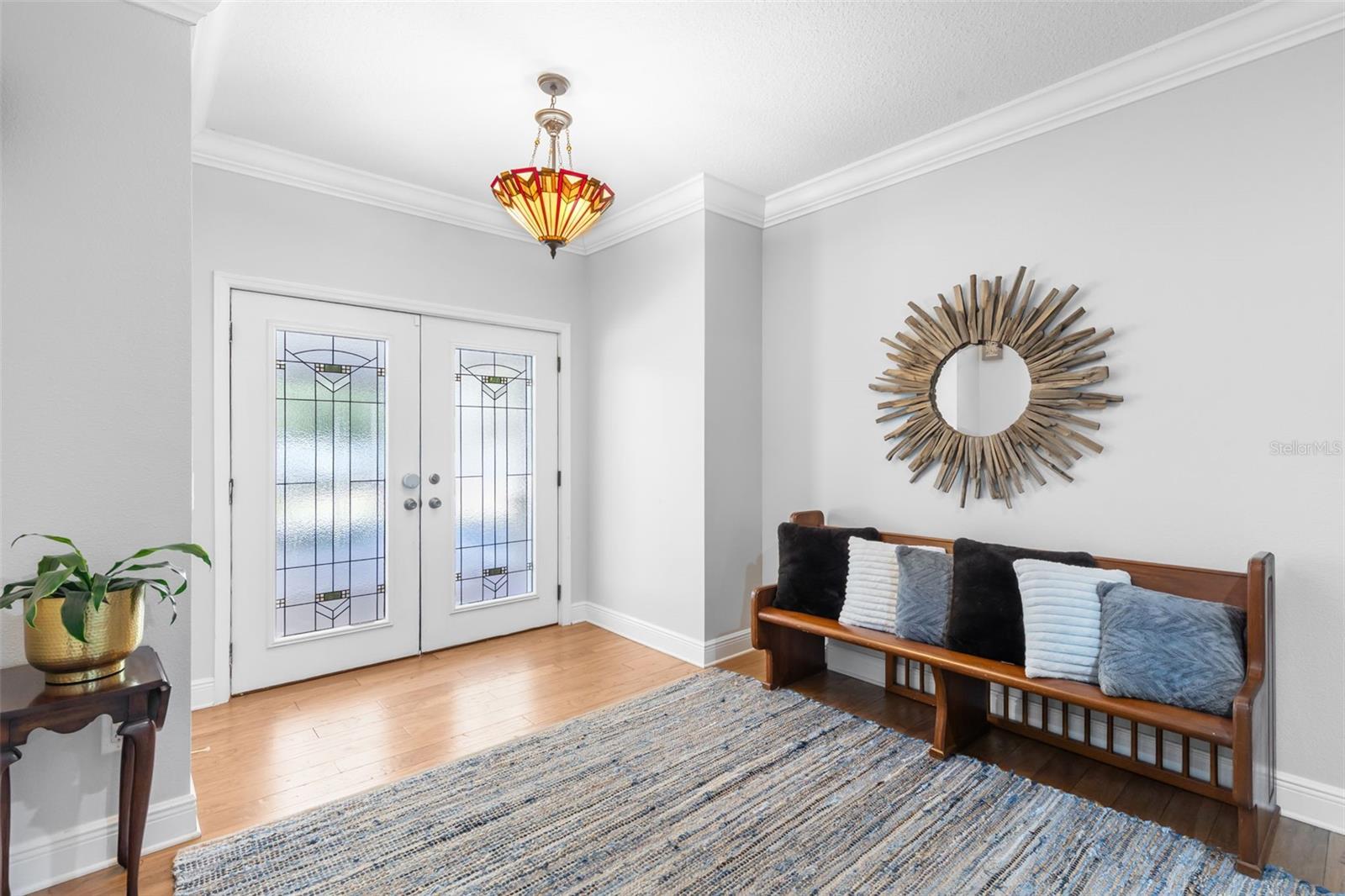 28042 LINDENHURST DR