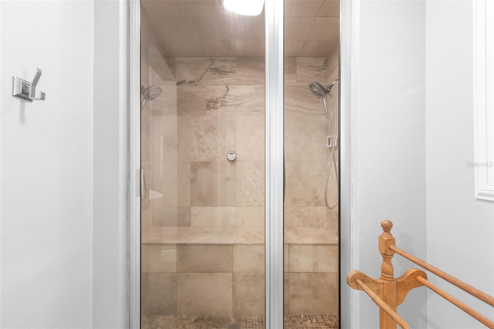 28042 LINDENHURST DR