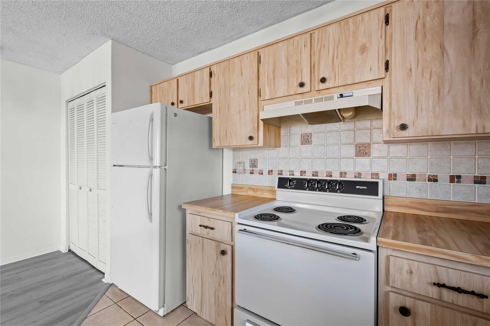 4520 BLOSSOM BLVD #D