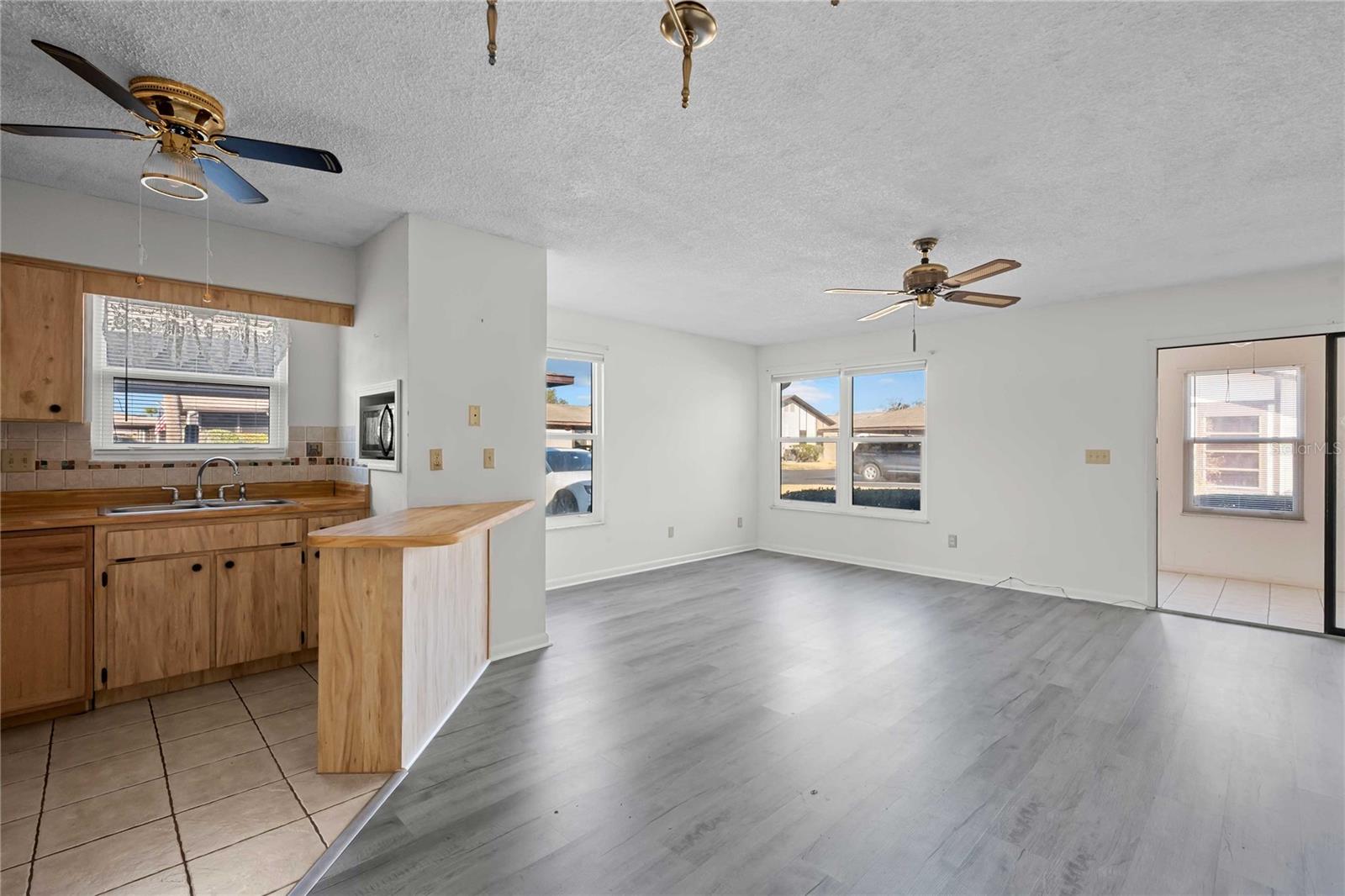 4520 BLOSSOM BLVD #D