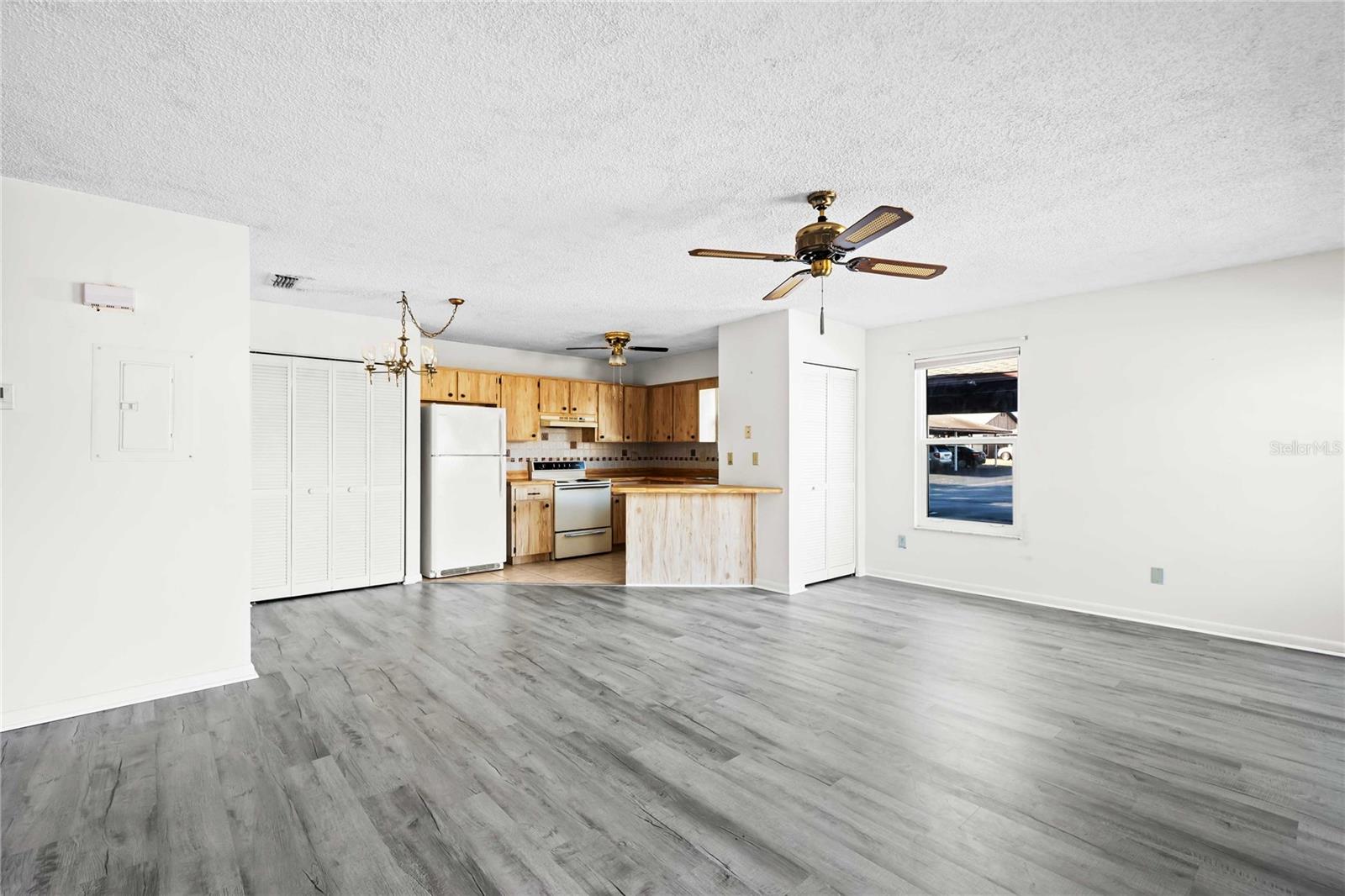 4520 BLOSSOM BLVD #D