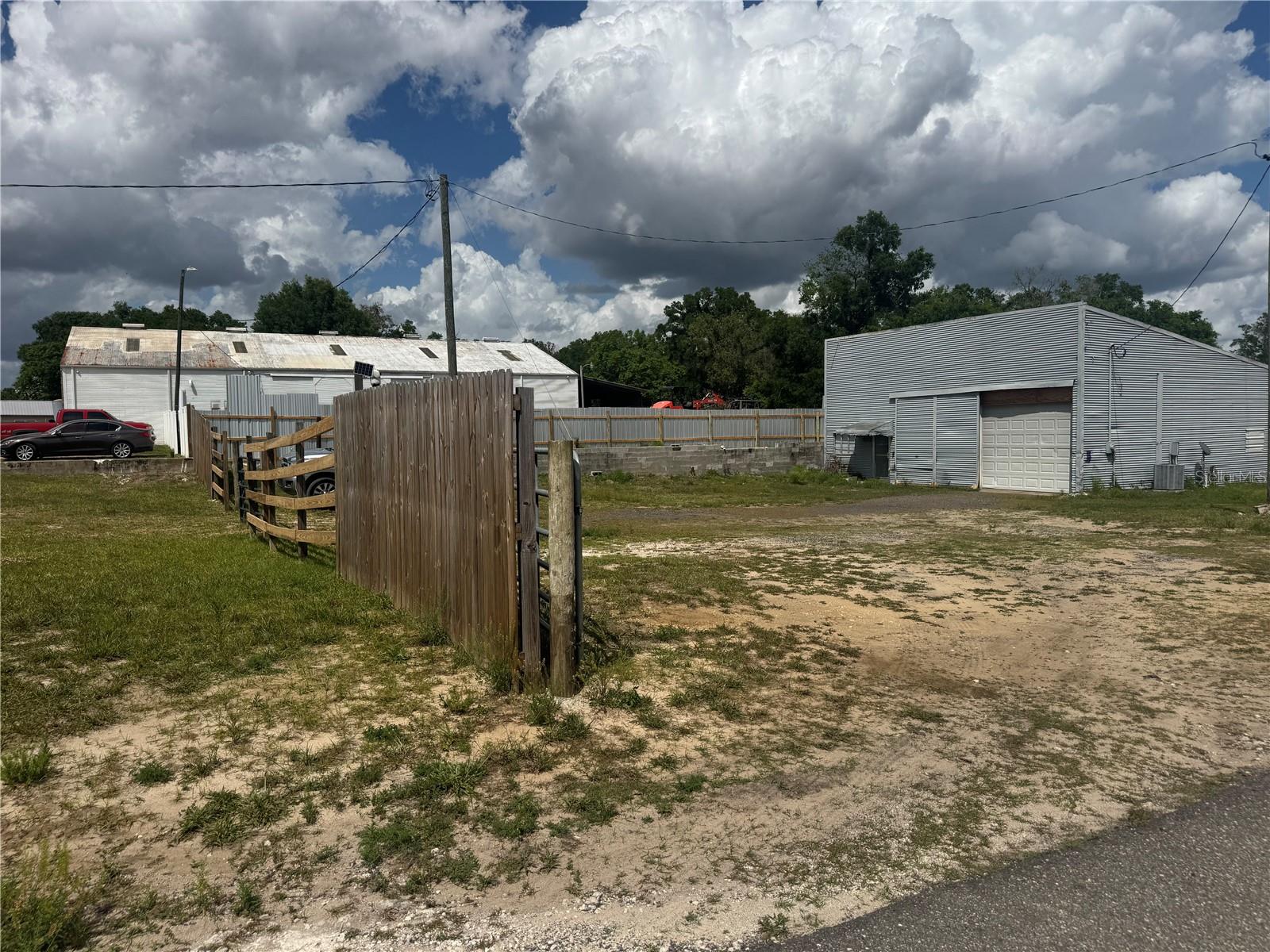 16008 US HIGHWAY 301