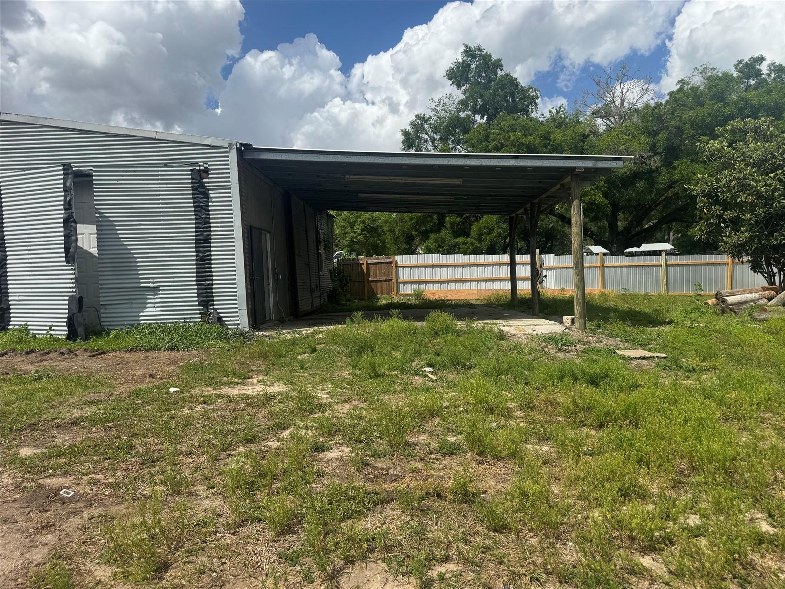 16008 US HIGHWAY 301