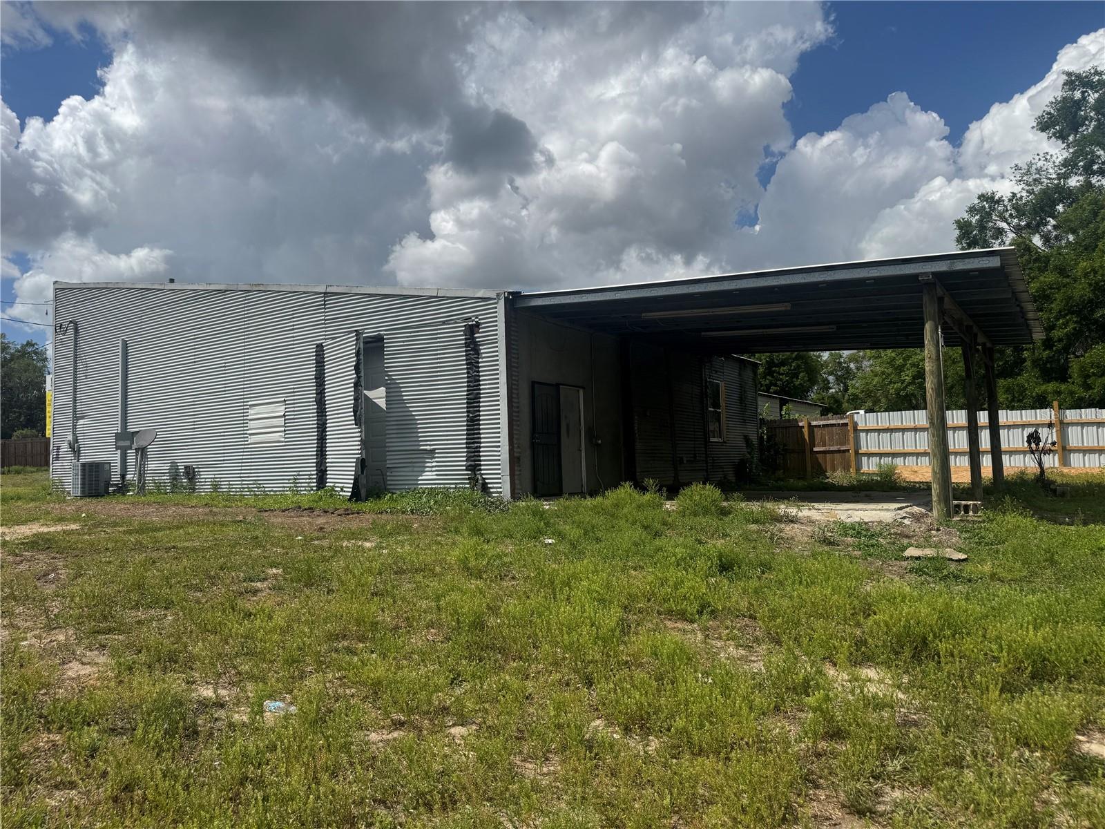 16008 US HIGHWAY 301