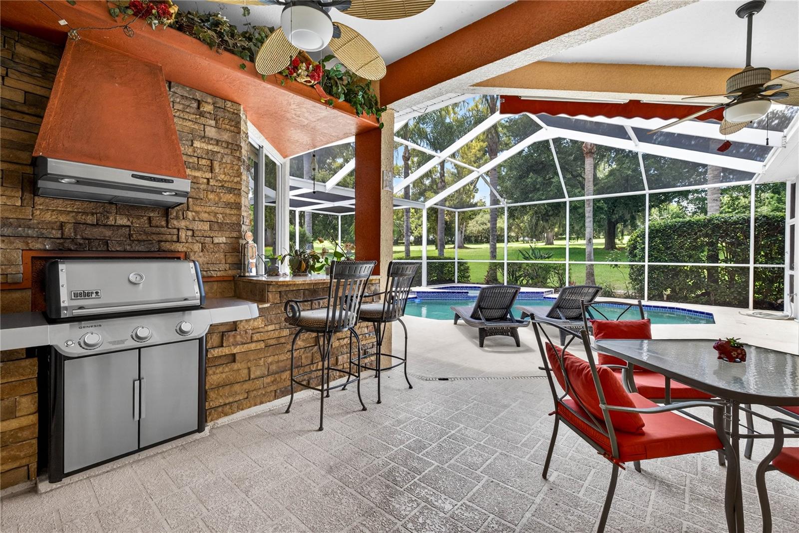 12643 OAK HOLLOW CT